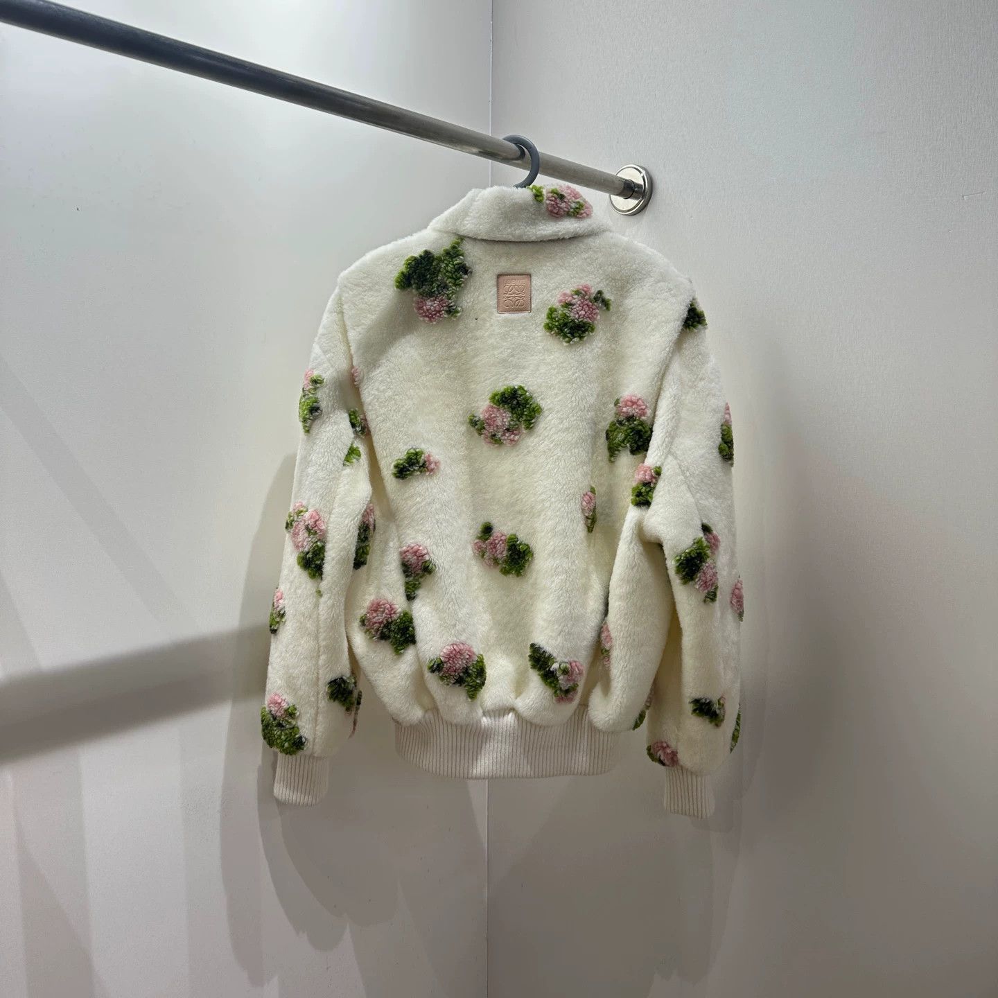 Loewe Loewe apr248 25SS floral plush jacket 34 Size XXS / US 00 / IT 34 - 2 Thumbnail