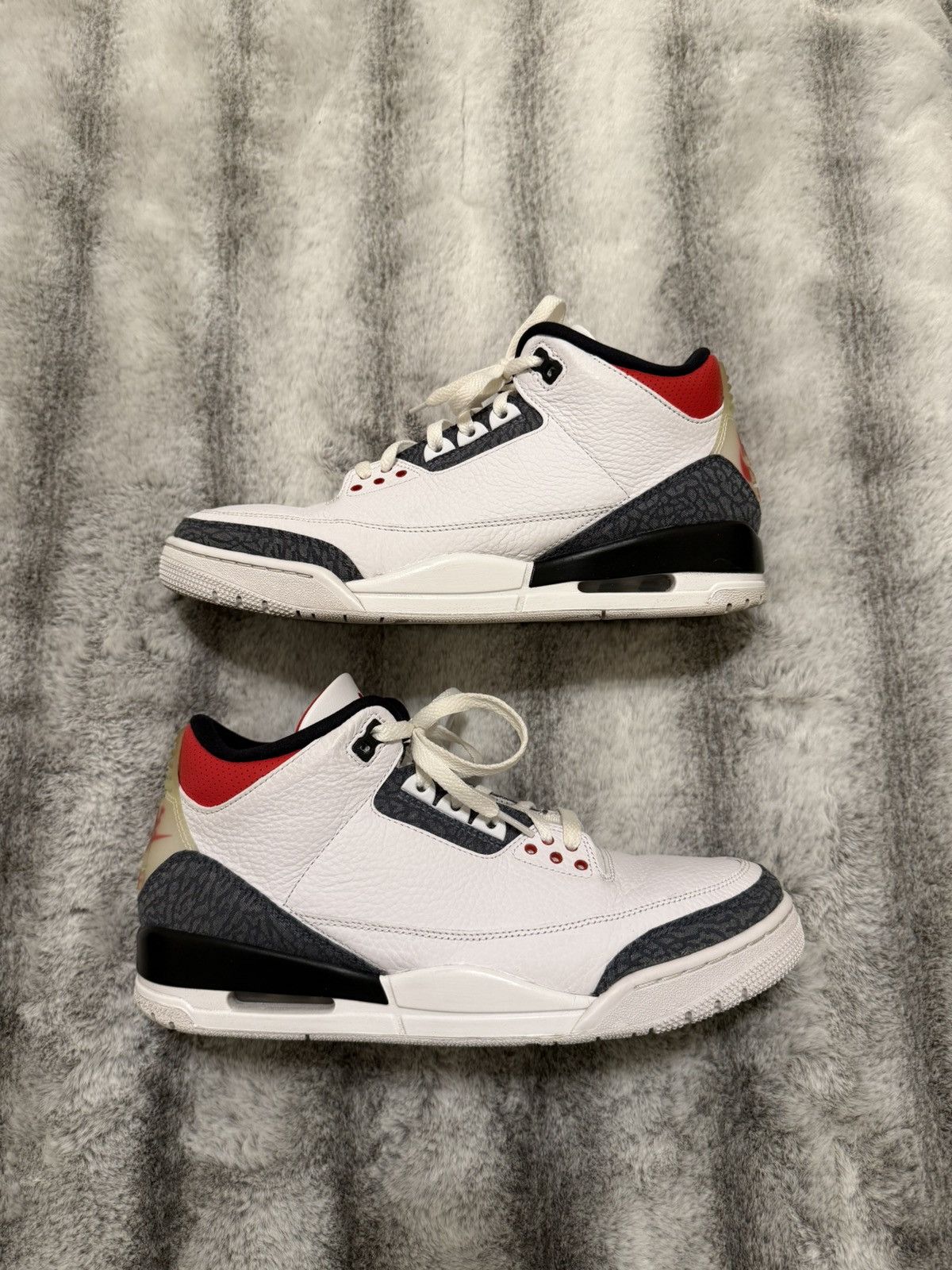 Jordan Brand Air Jordan 3 Retro Denim SE Size US 11 / EU 44 - 1 Thumbnail