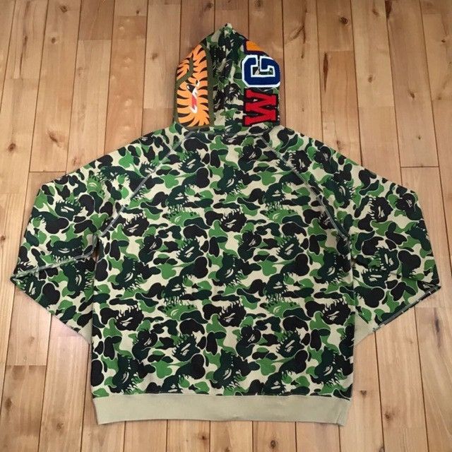 Bape BAPE Fire Camo Shark Zip Hoodie a bathing ape flame NIGO Size US L / EU 52-54 / 3 - 5 Thumbnail
