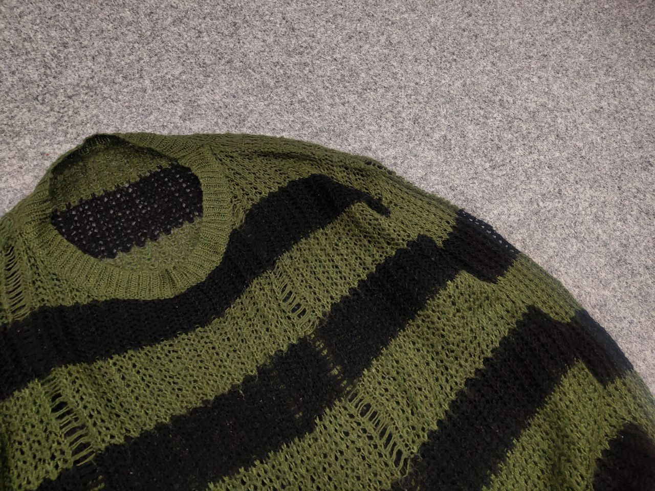 Hysteric Glamour hysteric glamour distressed striped green sweater Y2K Style Size US S / EU 44-46 / 1 - 7 Thumbnail
