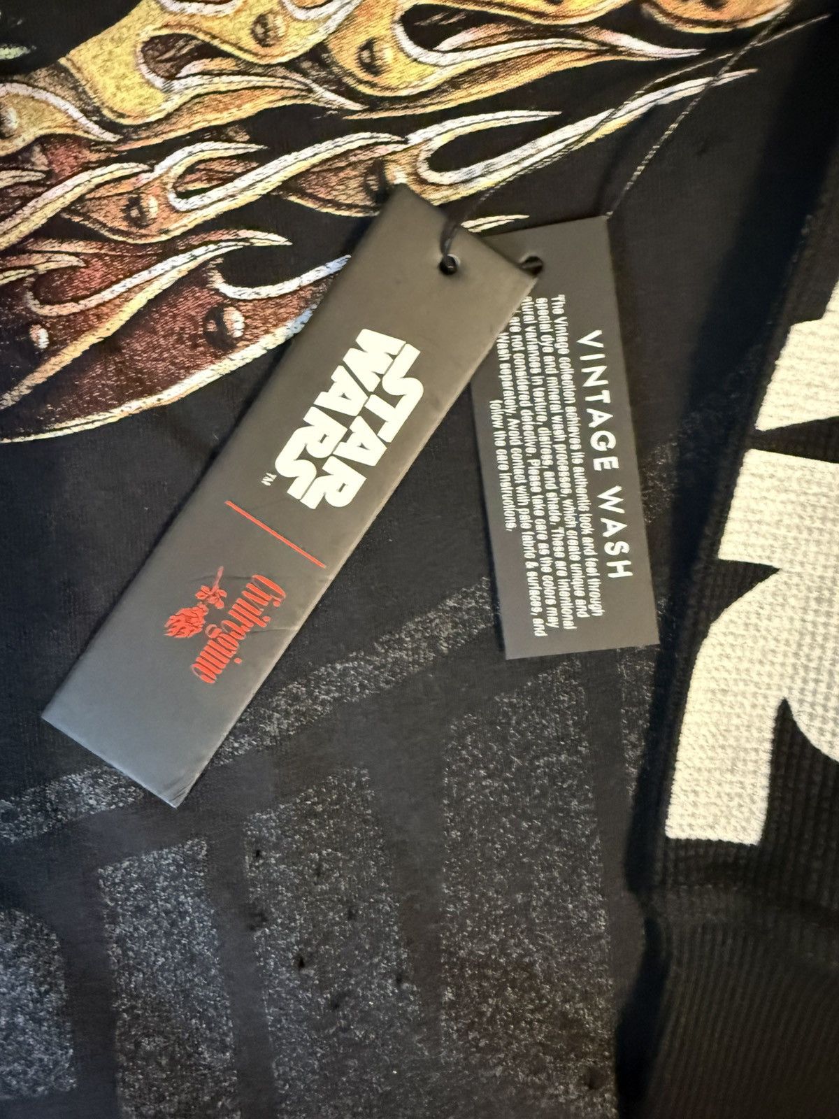 Civil Regime Civil Regime x Star Wars Darth Vader LS tee size LG Size US L / EU 52-54 / 3 - 3 Thumbnail