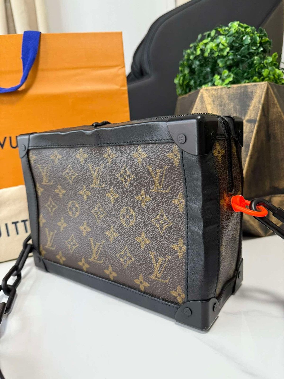 Louis Vuitton Louis Vuitton Soft Trunk Size ONE SIZE - 1 Thumbnail