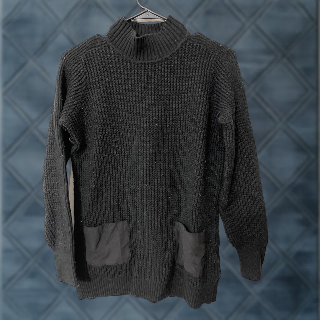 Banana Republic Banana Republic Sweater Womens Black Small Long Sleeve Crew Business Size S / US 4 / IT 40 - 1 Thumbnail