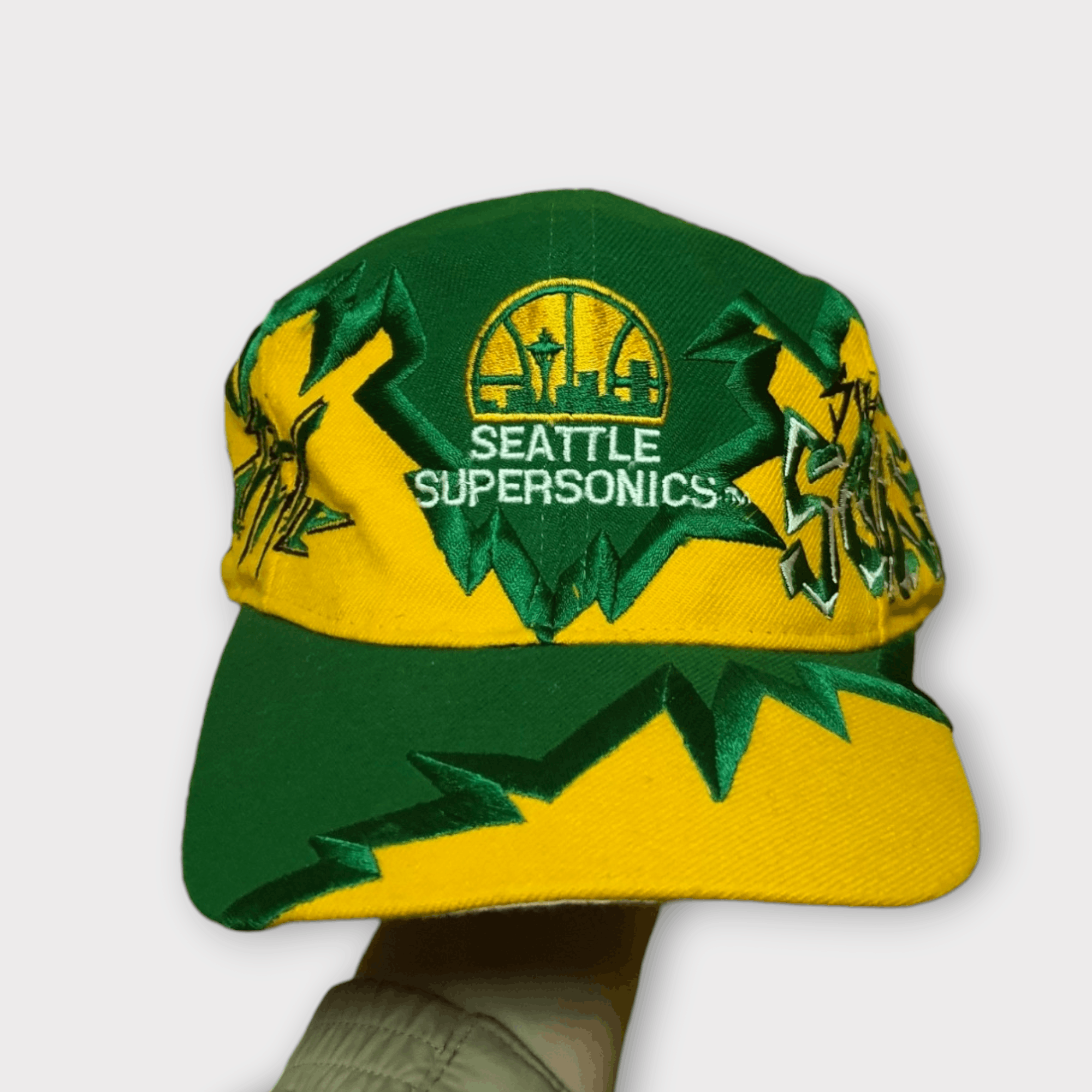日本製 Drew Pearson × NBA × Vintage Seattle Supersonics Jagged Edge 帽子