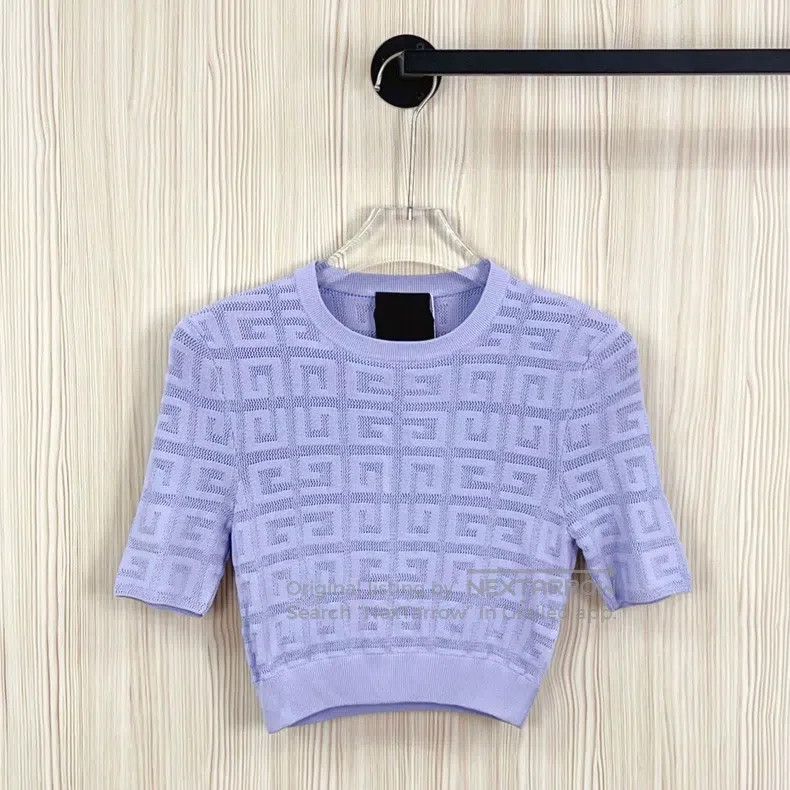 Givenchy Givenchy Short Sleeve Size XS / US 0-2 / IT 36-38 - 1 Thumbnail