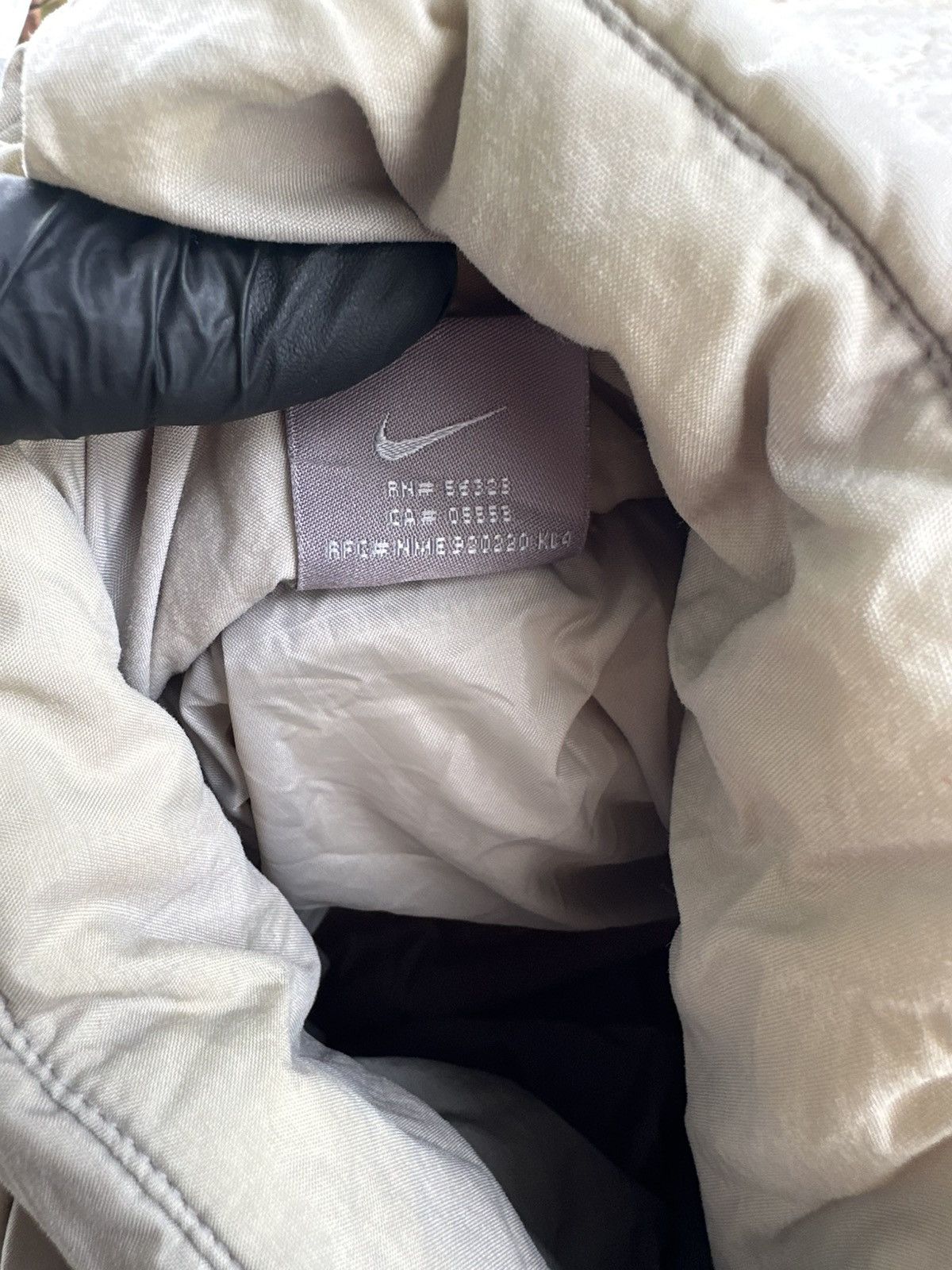 Nike 00’s Nike Puffer Beige Vintage Size US XL / EU 56 / 4 - 6 Thumbnail