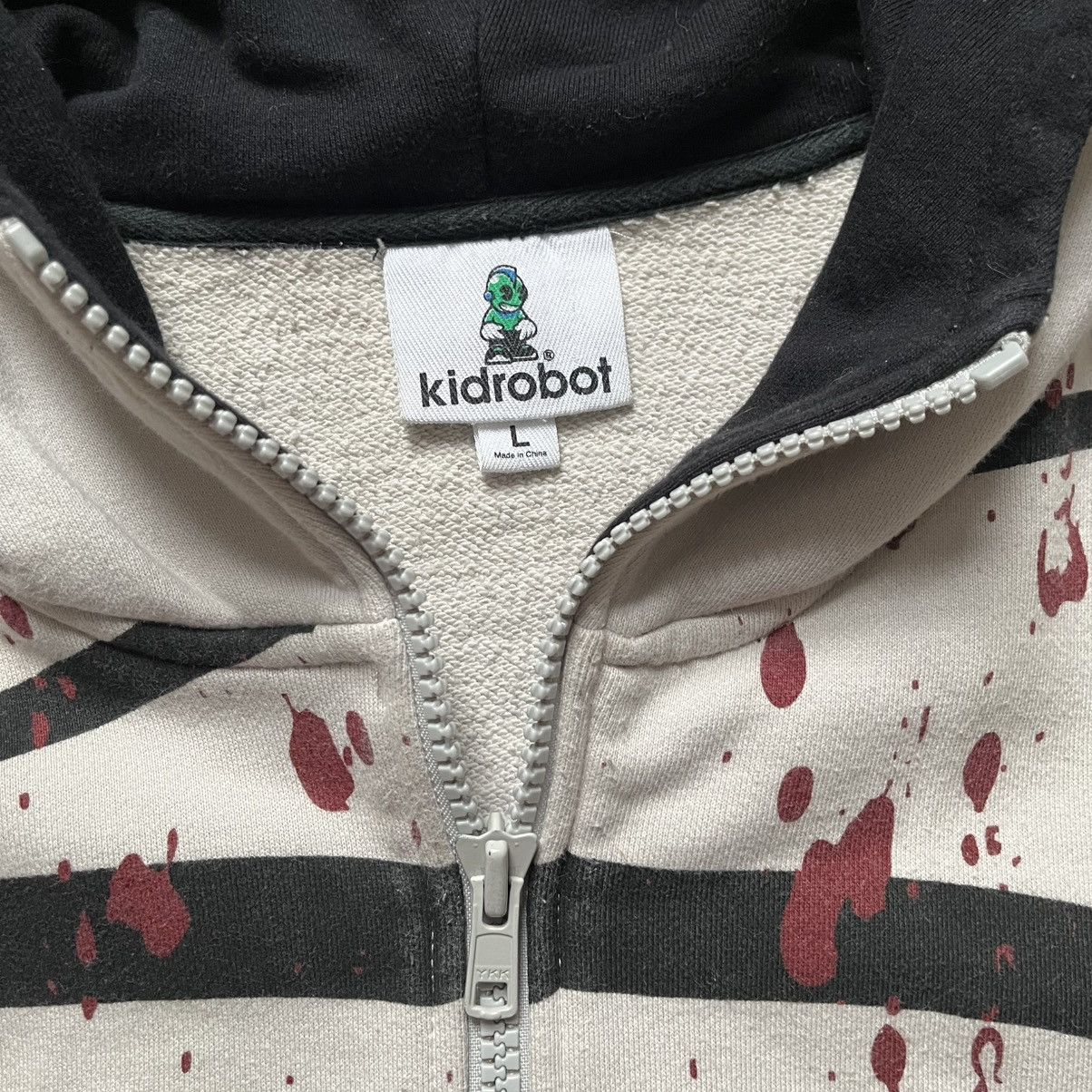 Kid Robot RARE vintage kid robot bloody murder hoodie Size US L / EU 52-54 / 3 - 5 Thumbnail