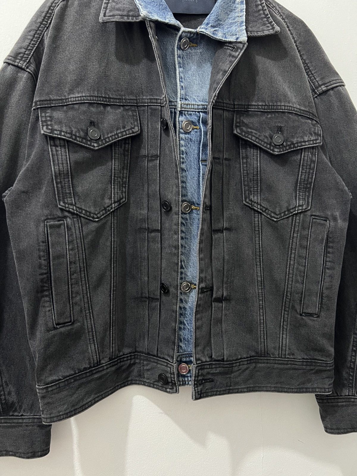 Juun.J Juun. J - S/S21 Layered Double Denim Trucker Jacket Size US S / EU 44-46 / 1 - 6 Thumbnail