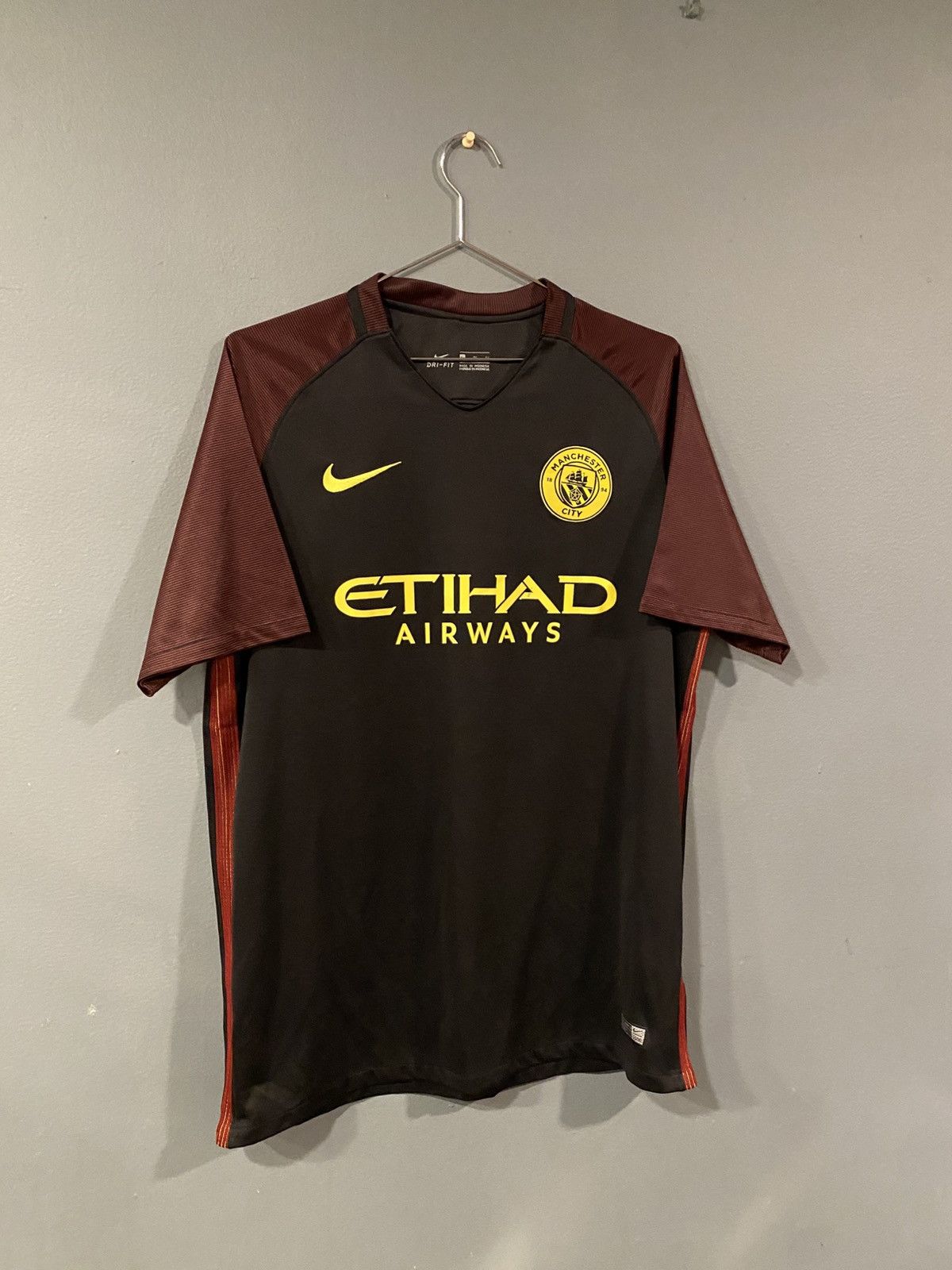 Nike Nike Manchester City Kun Agüero #10 Soccer Jersey Size US L / EU 52-54 / 3 - 1 Thumbnail