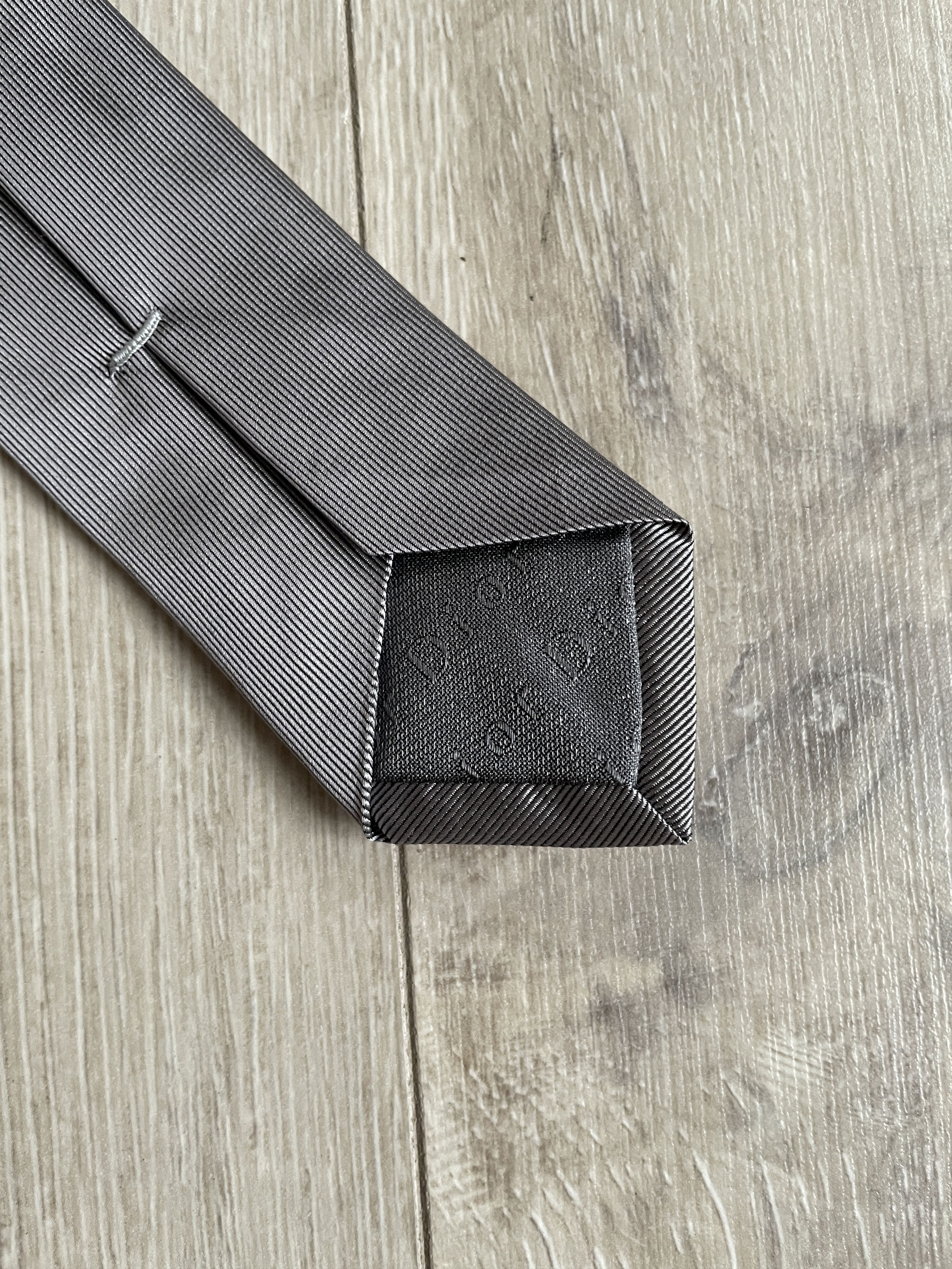 Dior Dior Homme SS05 “Beck” skull tie by Hedi Slimane Size ONE SIZE - 8 Thumbnail
