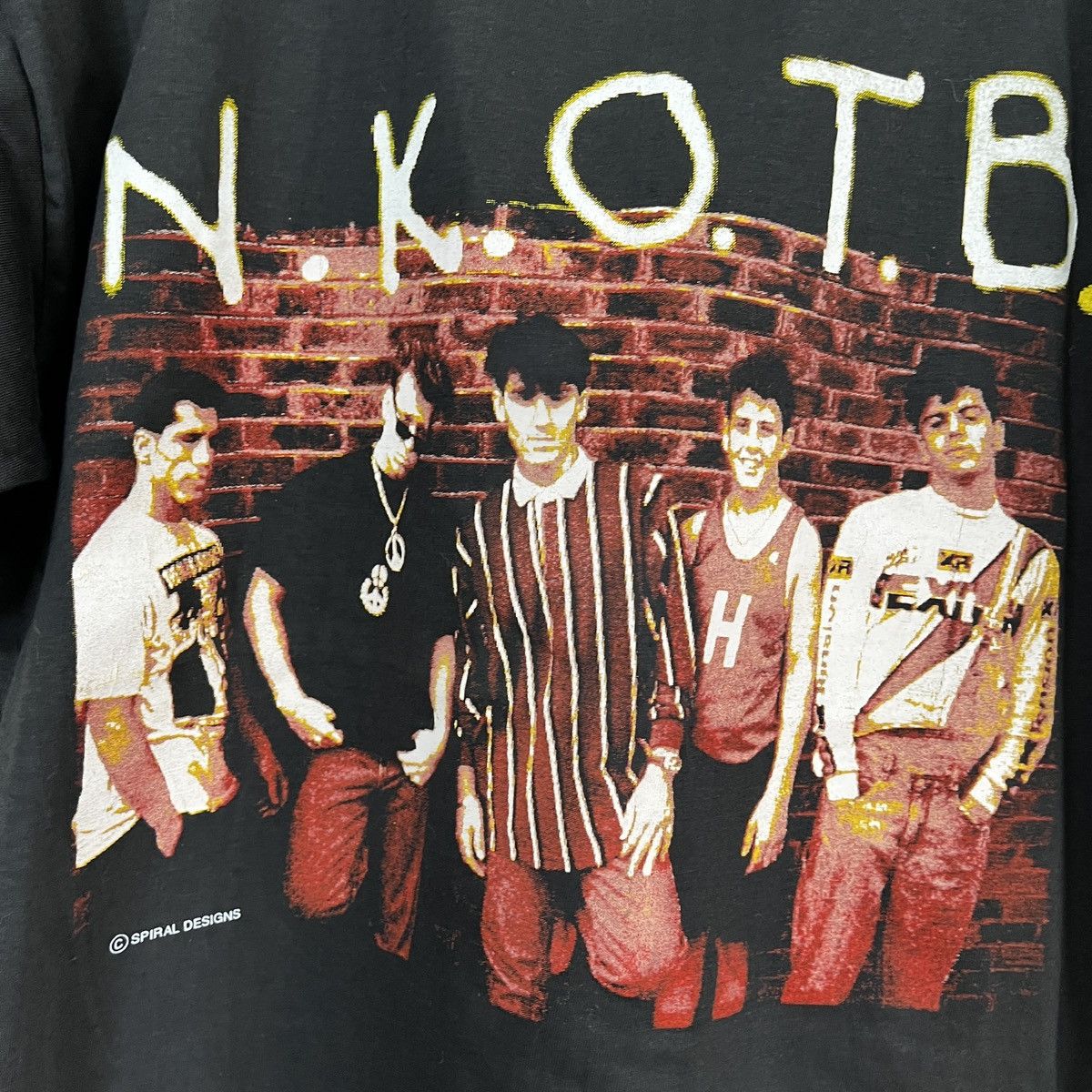 Band Tees × Vintage Vintage 1990s New Kids On The Block Single Stitch TShirt Size US M / EU 48-50 / 2 - 7 Thumbnail
