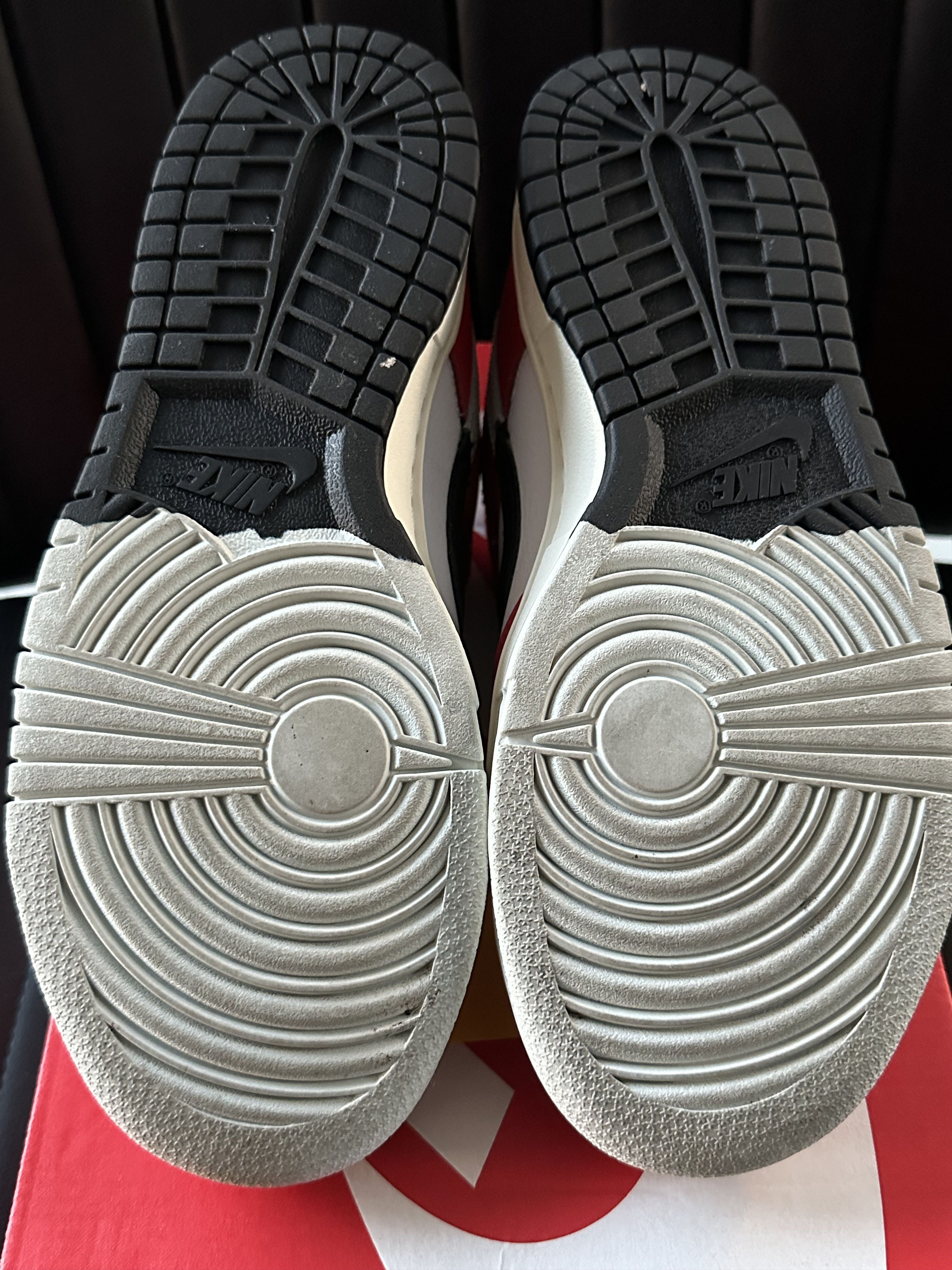 Jordan Brand × Nike PREOWNED NIKE DUNK LOW RETRO PRM "CHICAGO SPLIT" Size US 6 / EU 39 - 13 Thumbnail