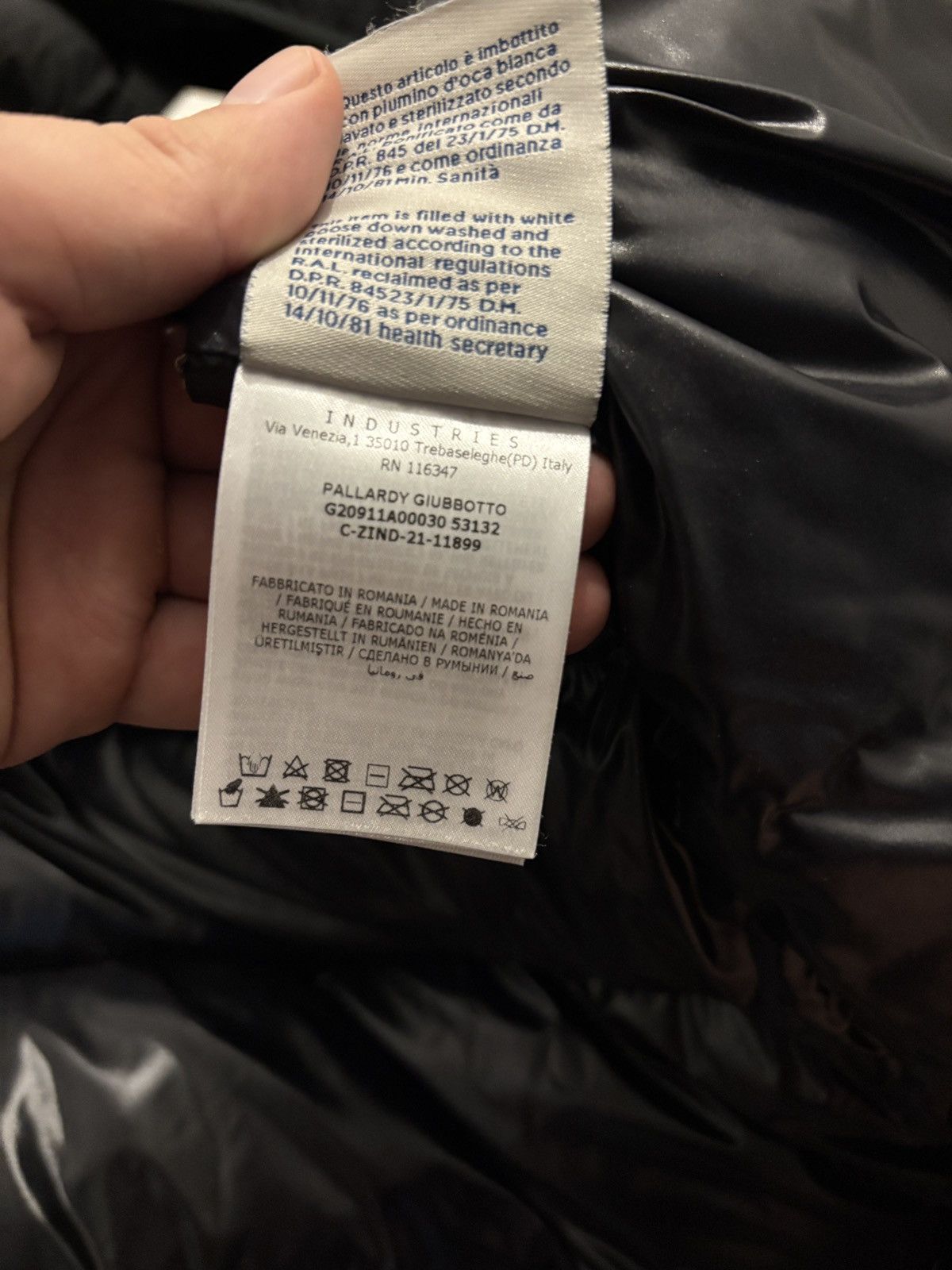 Moncler Moncler Pallardy Bomber size 3 Size US M / EU 48-50 / 2 - 7 Thumbnail