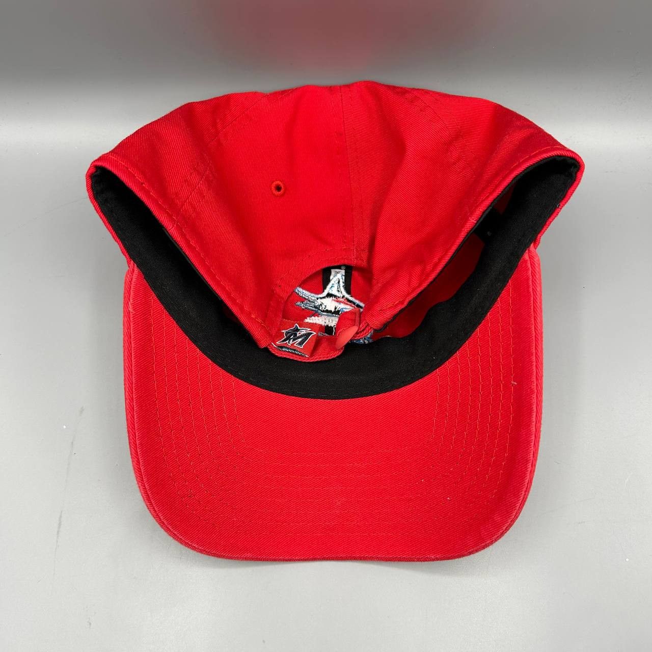 New Era Miami Marlins Hat Men Red MLB 9Twenty Strap Back Cap Cotton Size ONE SIZE - 5 Thumbnail