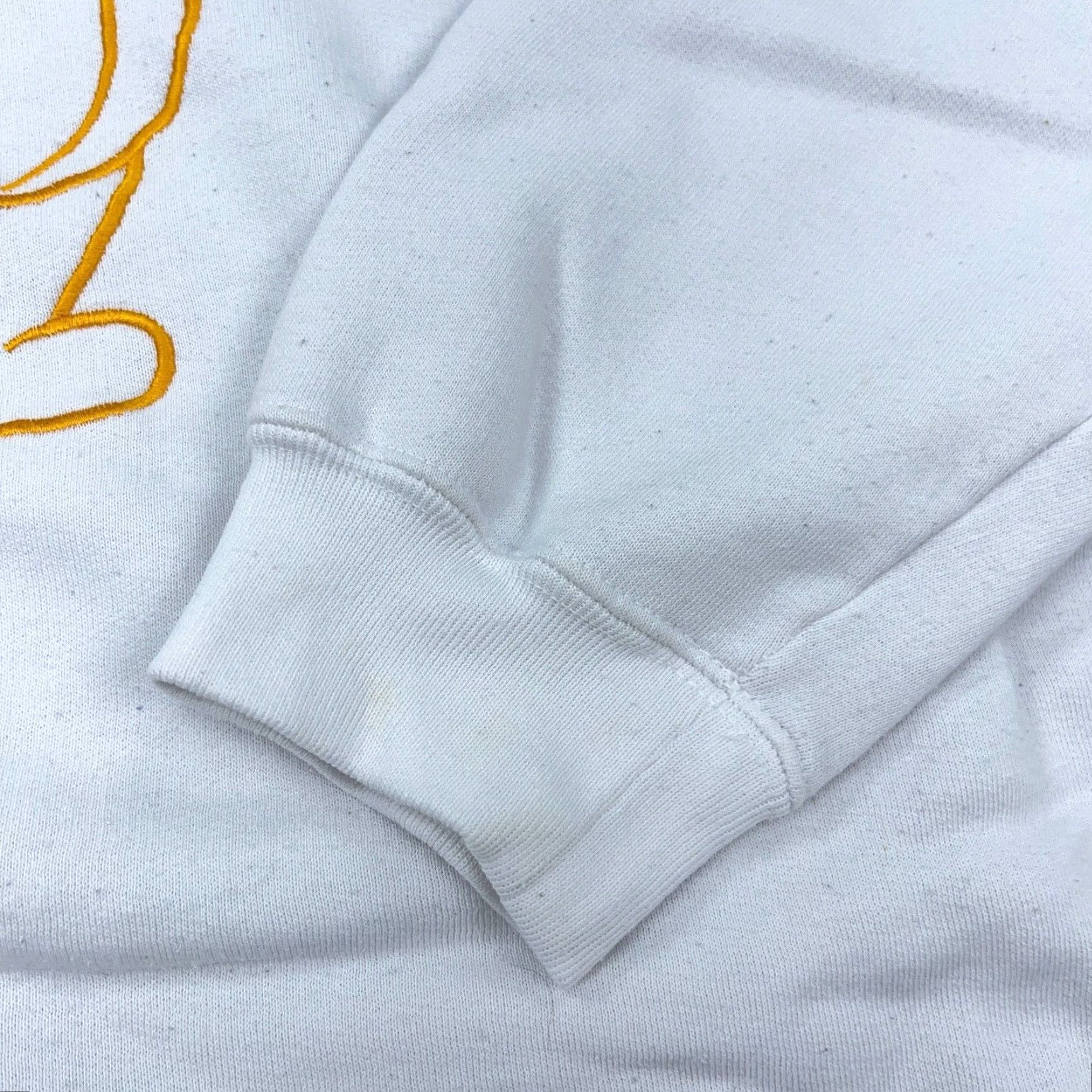 Disney VINTAGE Disney Sweatshirt Men XL White Crewneck Sweatshirt Winnie The Pooh 90s Disney Shirt Mens XL White Size US XL / EU 56 / 4 - 5 Thumbnail