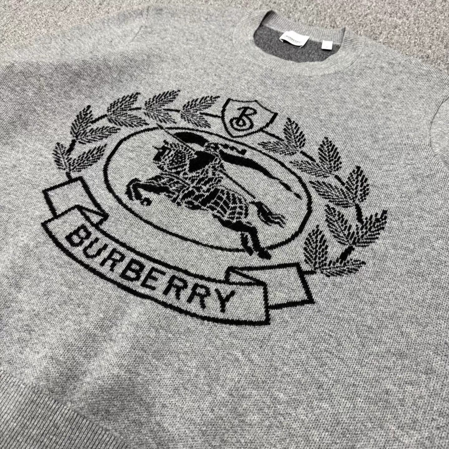 Burberry Burberry Gray Horseferry Unworn Sweater M Size US M / EU 48-50 / 2 - 3 Thumbnail