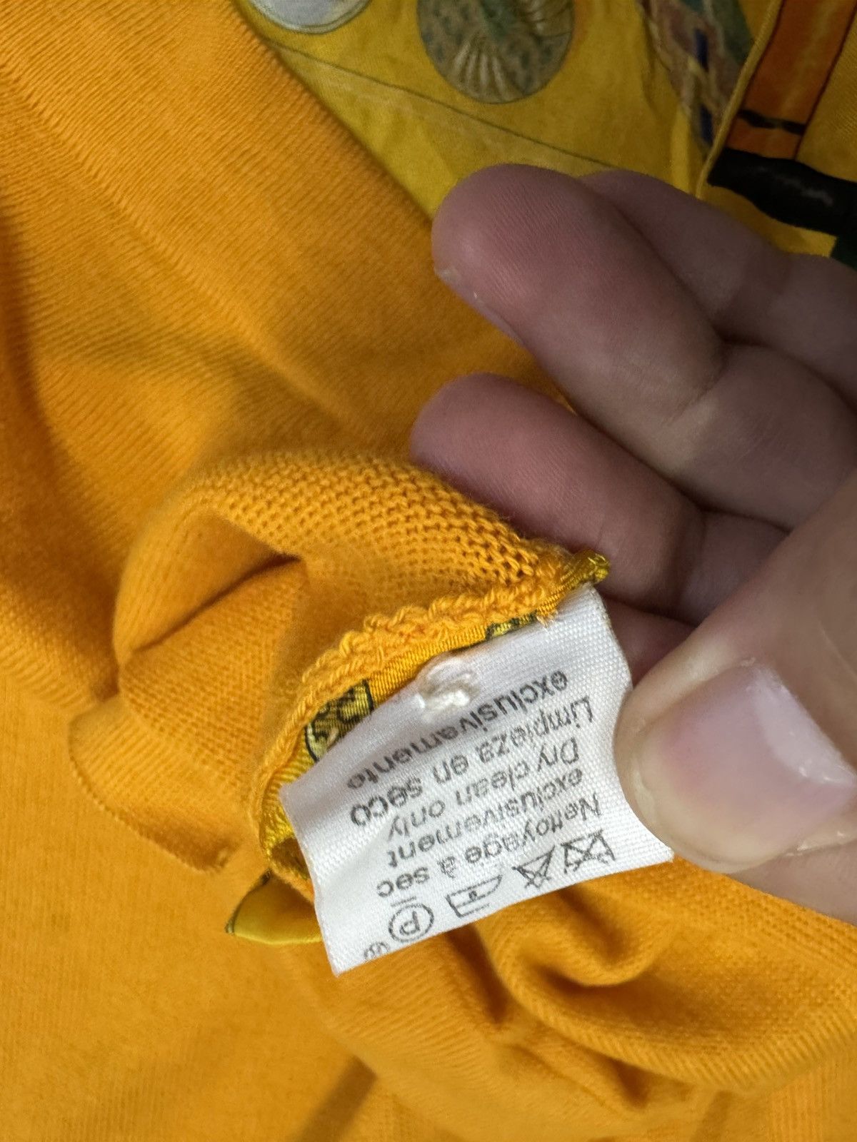 Hermes VINTAGE HERMES PETITE MAIN BY LATHAM SILK POLO SHIRT Size US M / EU 48-50 / 2 - 5 Thumbnail