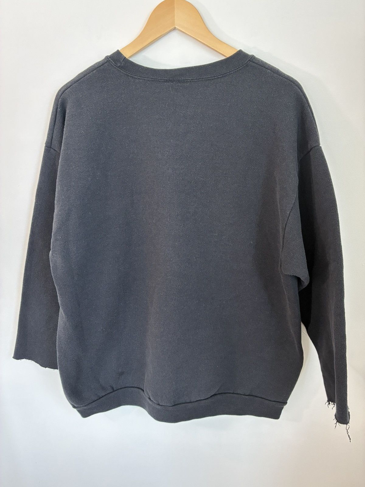 Vintage Vintage Blank Black Cut Off Oversize Fit Crewneck Size US XL / EU 56 / 4 - 4 Thumbnail