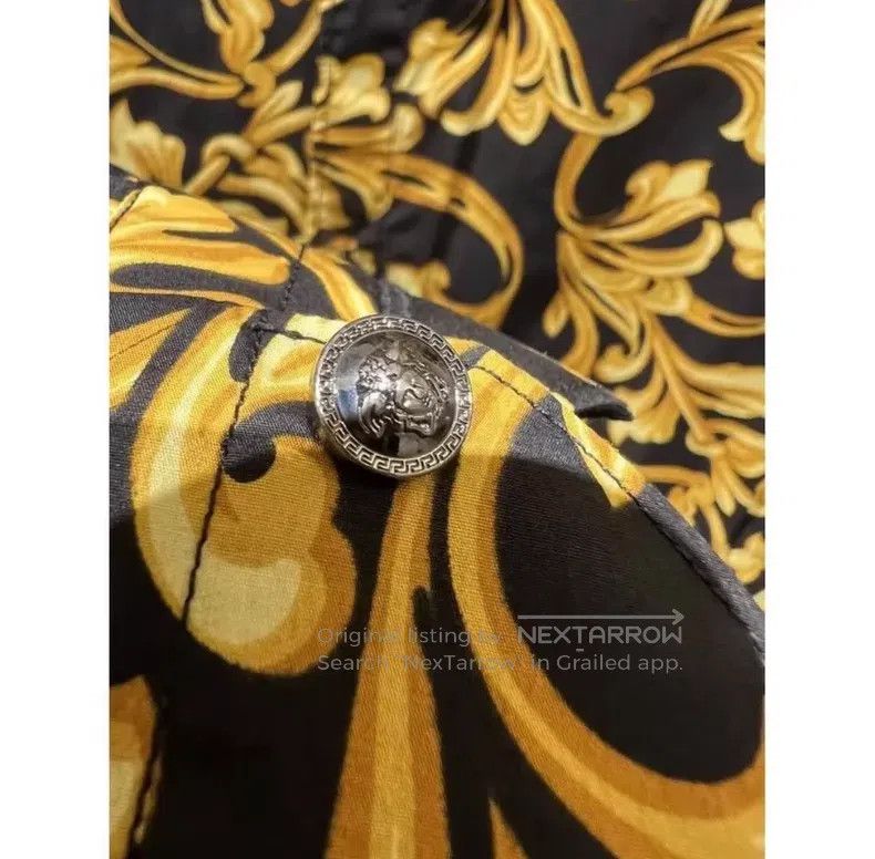 Versace Versace Men's shirt black gold baroque pattern Size US M / EU 48-50 / 2 - 3 Thumbnail