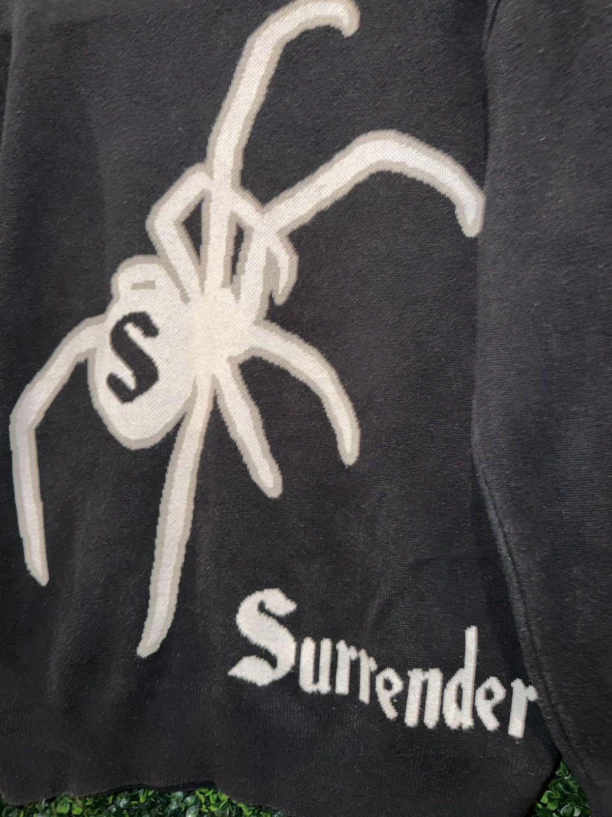 Surrender Surrender spider sweatshirt size L BNWOT Size US L / EU 52-54 / 3 - 3 Thumbnail