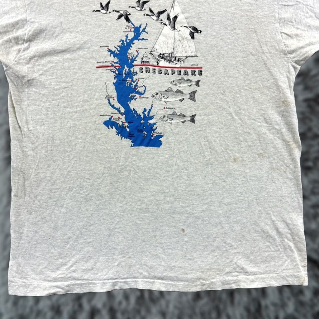 Fruit Of The Loom VINTAGE Chesapeake Bay Shirt Mens 2XL Gray Fishing Outdoor USA 90s Short Sleeve Size US XXL / EU 58 / 5 - 1 Thumbnail