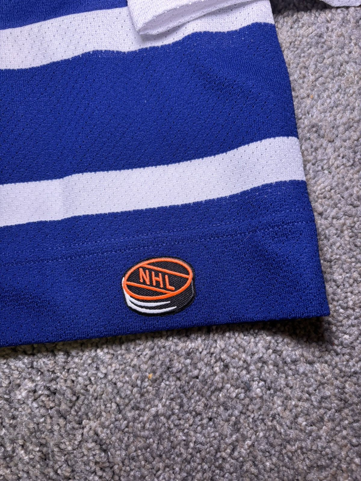 Ccm NWT Vintage Toronto Maple Leafs Team Jersey NHL CCM Mens XL Size US XL / EU 56 / 4 - 5 Thumbnail