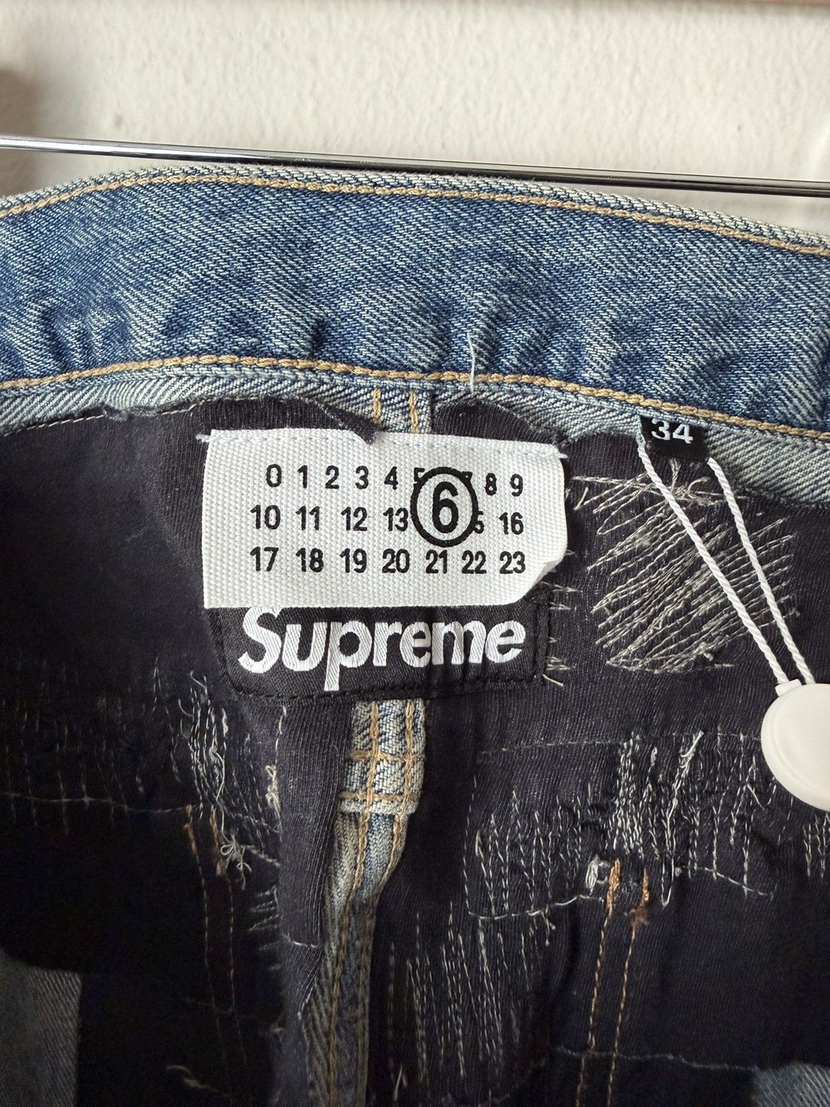 Maison Margiela × Supreme Supreme SS26 MM6 Maison Margiela Selvedge Jean Size 34 Size US 34 / EU 50 - 7 Thumbnail
