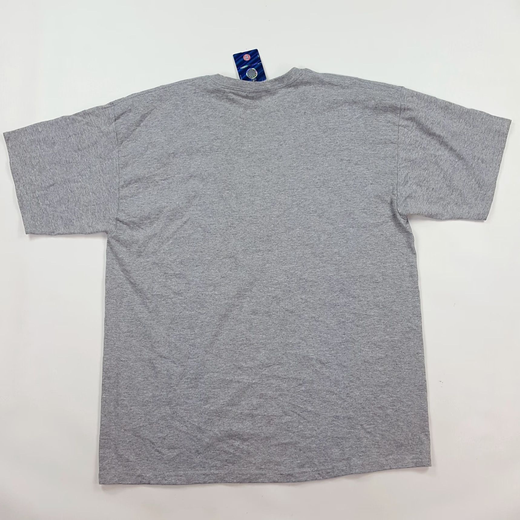 NCAA VINTAGE Wisconsin Badgers Football NCAA Size XL College Gray School Retro T Shirt Men Size US XL / EU 56 / 4 - 6 Thumbnail