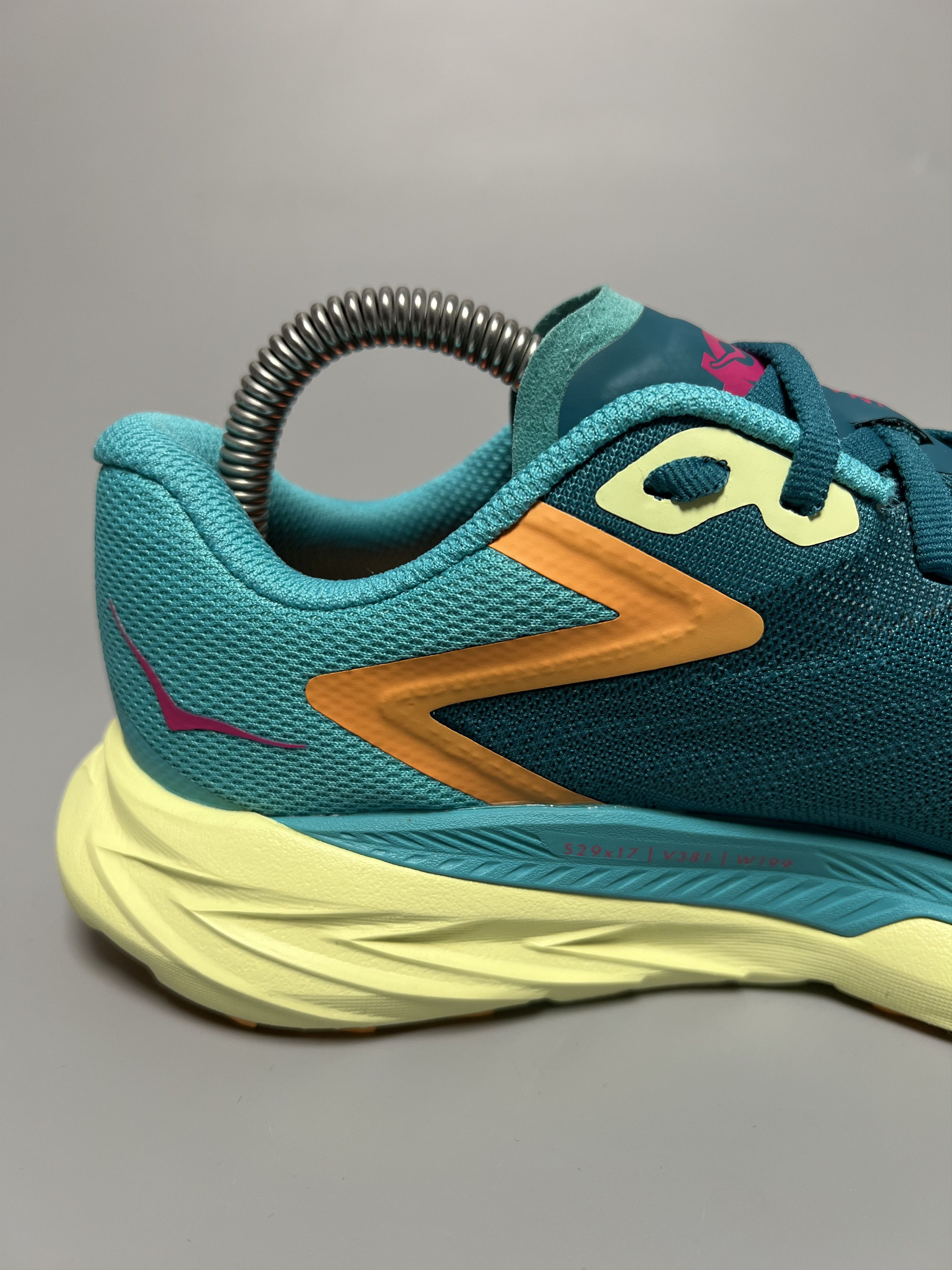 Hoka 7B Hoka One One Zinal Women's Trail Running Shoes Size US 7 / IT 37 - 6 Thumbnail