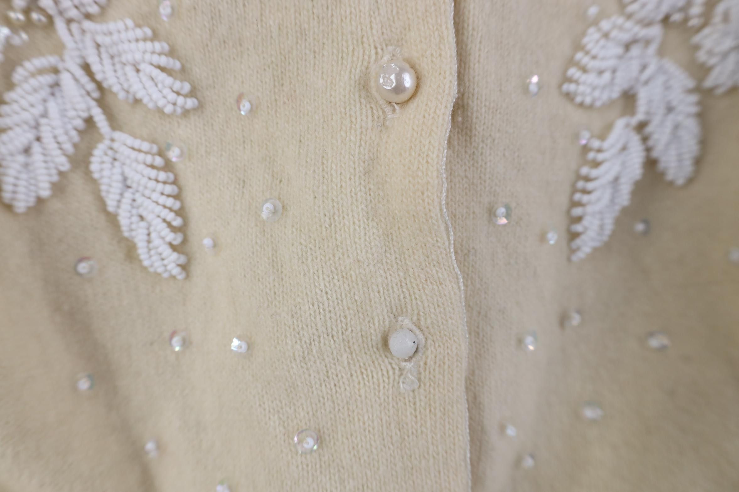 Vintage Vintage 60s 70s Angora Lambswool Beaded Cardigan Sweater Size S / US 4 / IT 40 - 5 Thumbnail