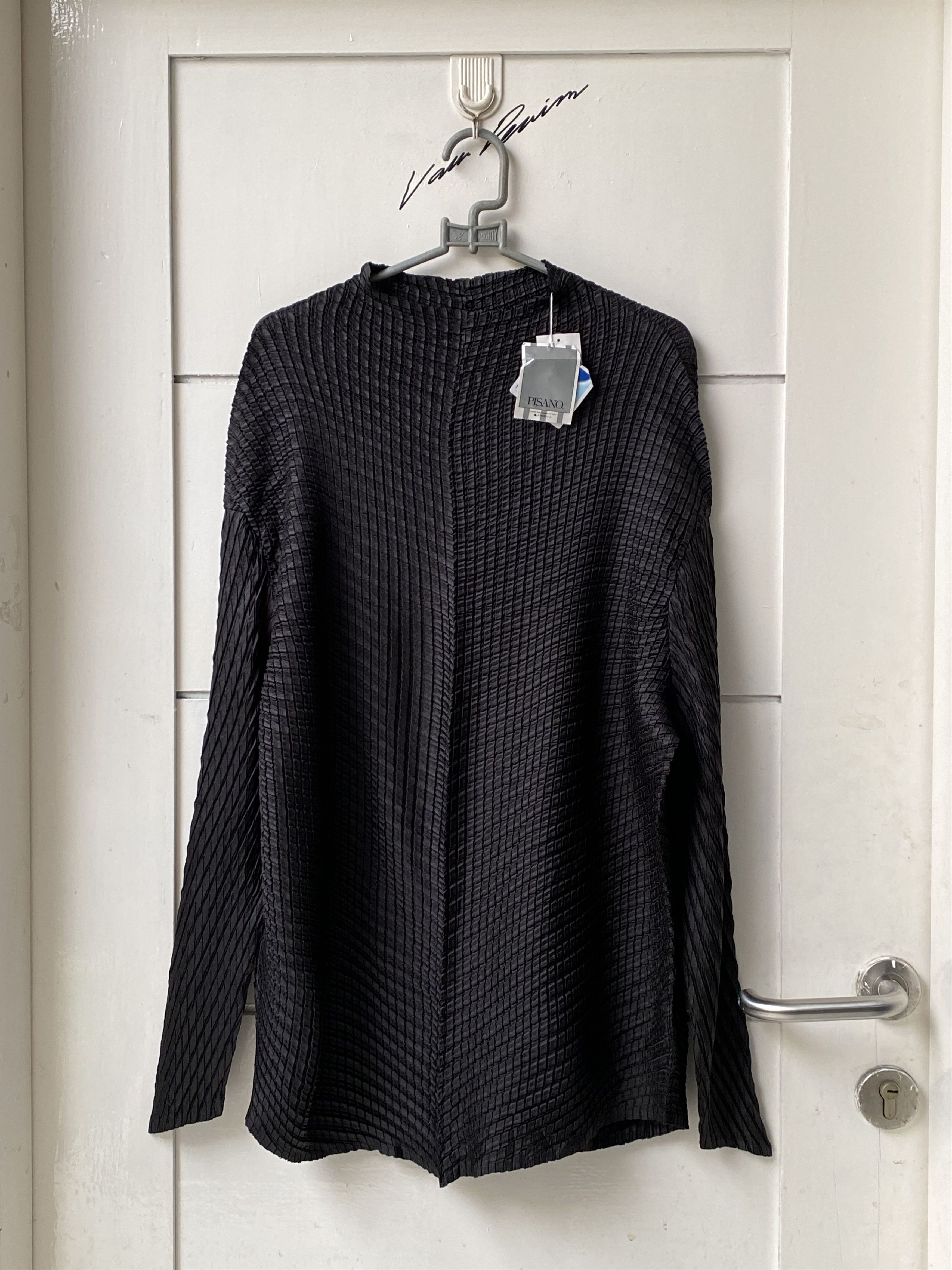 Issey Miyake ISSEY PISANO JUNIOR Black Pleats T-shirt Size US S / EU 44-46 / 1 - 1 Thumbnail
