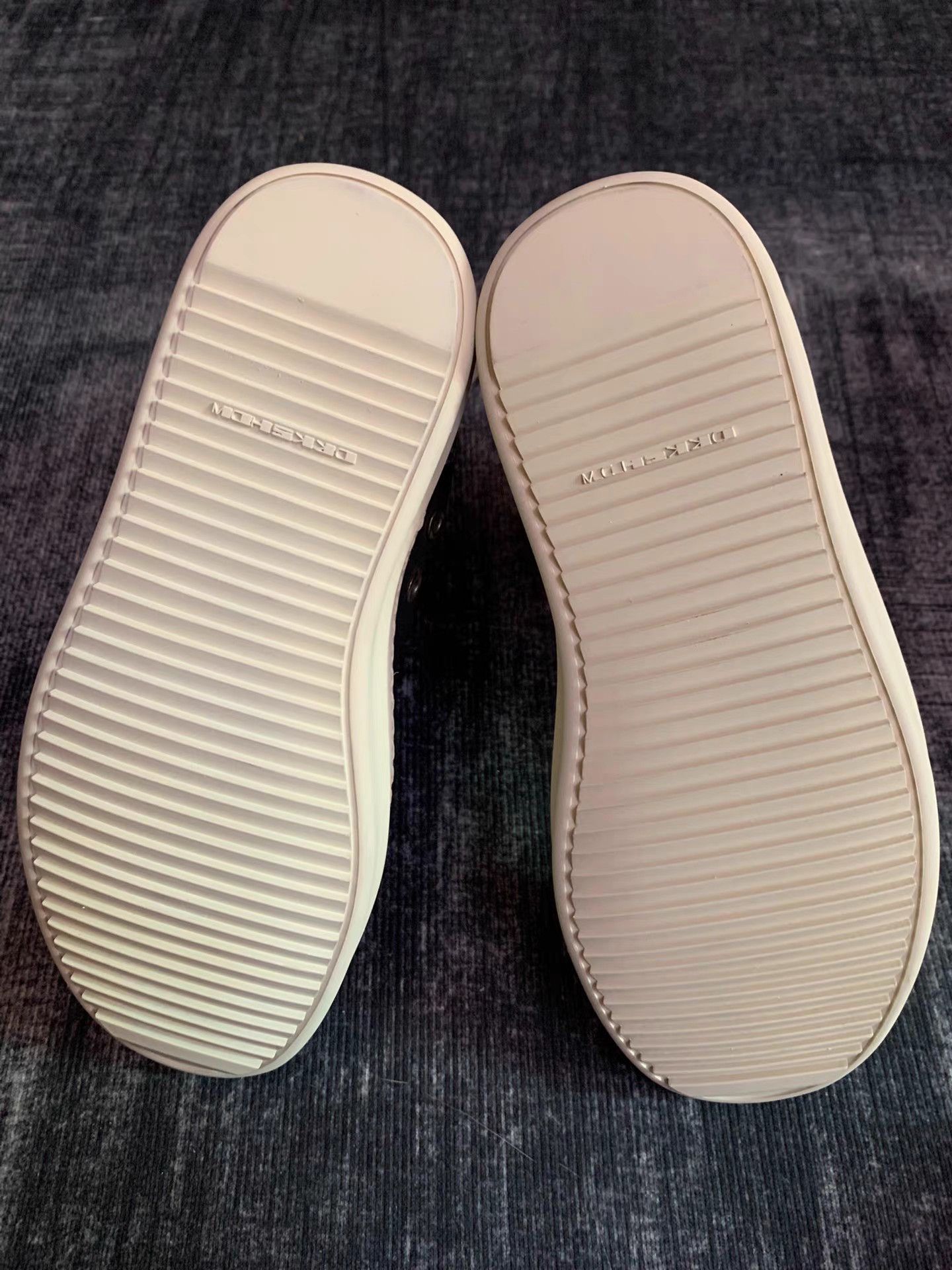 Rick Owens Rick Owens DRKSHDW Waxed Turbo Cyclops Size US 6 / IT 36 - 5 Thumbnail