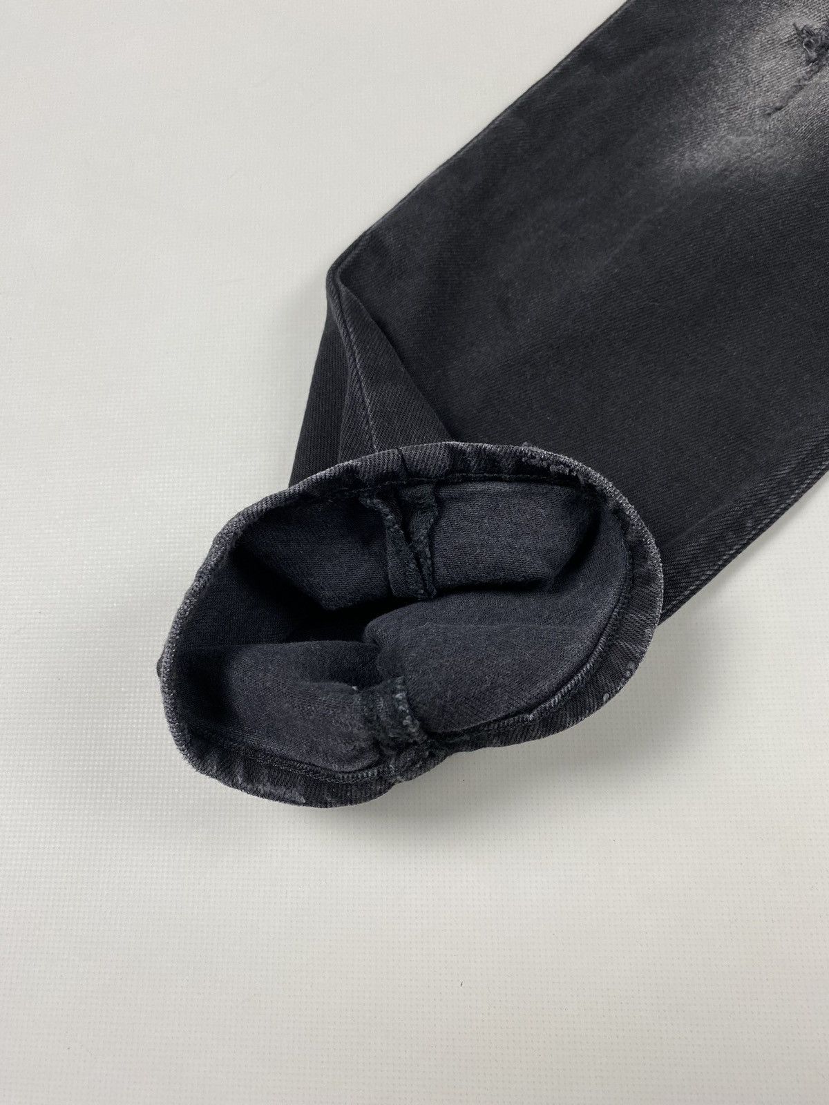 Acne Studios Acne Studios Pop Given Trash ladies distressed denim jeans Size 34" / US 12 / IT 48 - 11 Thumbnail