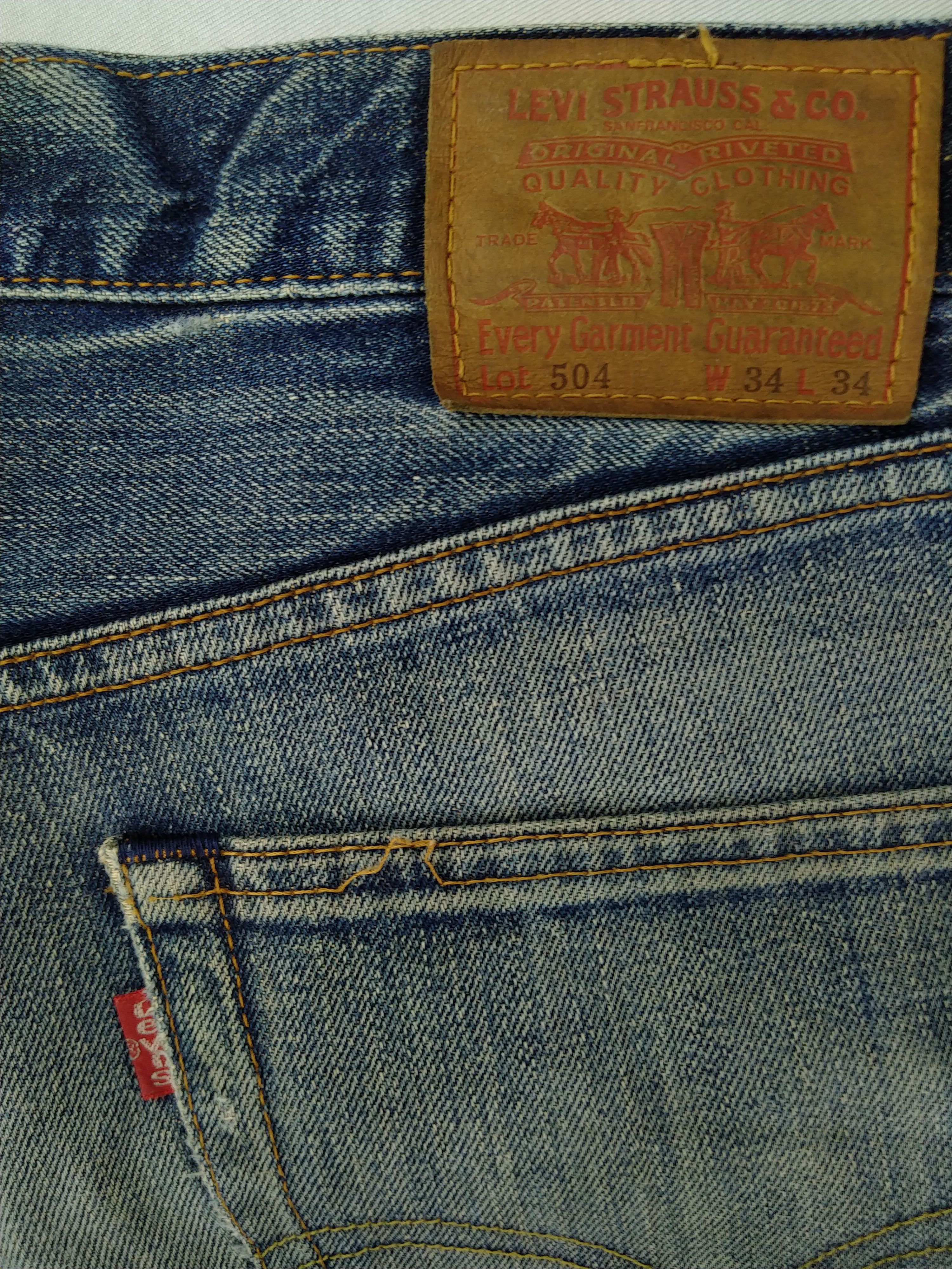 Levi's Distressed Vintage Levi's 504 Jeans 35x29.5 Denim -JN885 Size US 35 - 10 Thumbnail
