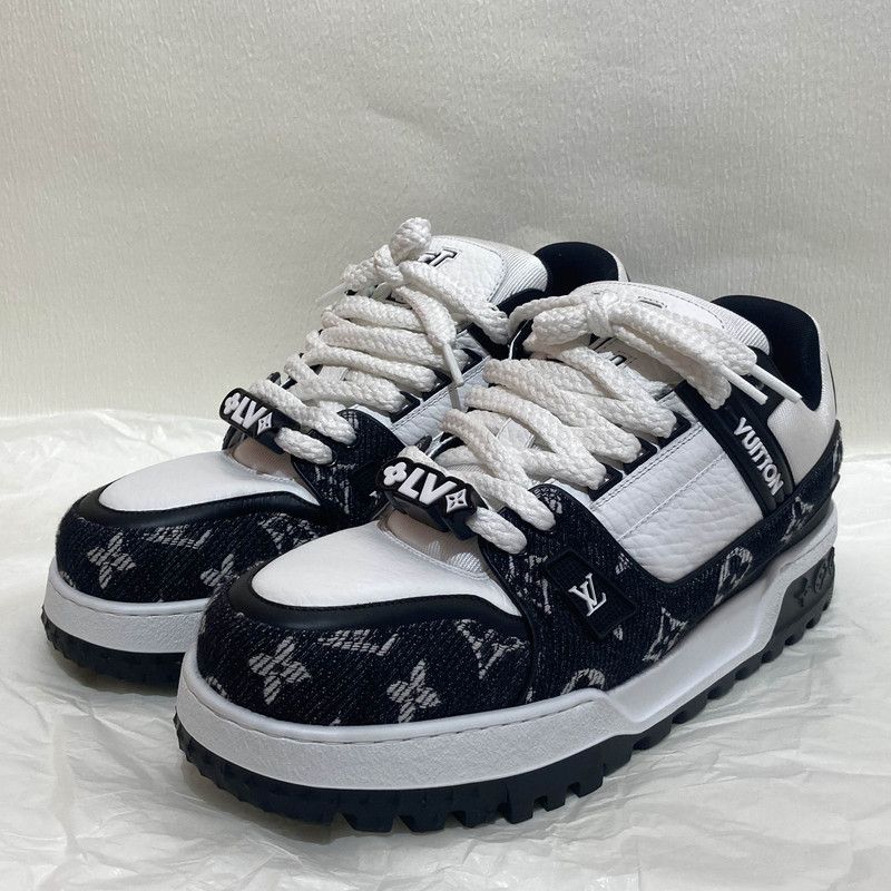 Louis Vuitton Louis Vuitton Trainer Maxi Low-Top Sneakers 0079 Size US 10.5 / EU 43-44 - 1 Thumbnail
