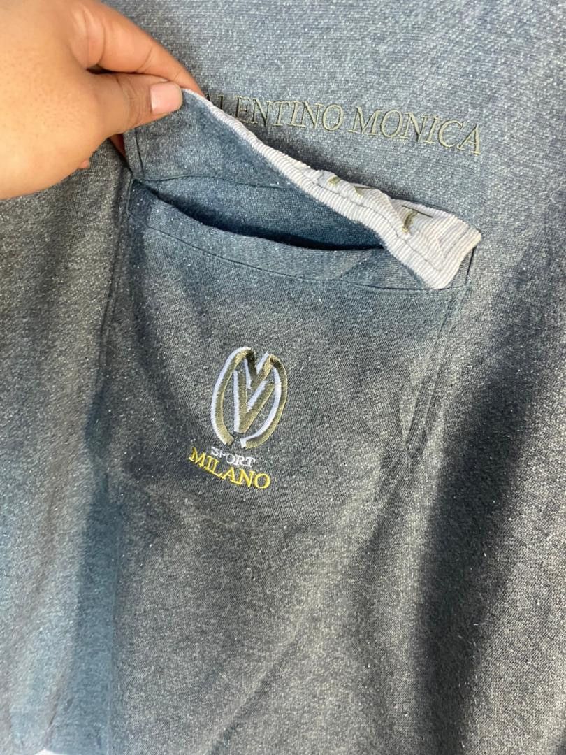 Japanese Brand Unisex🔥Valentino Monica spellout kangaroo pocket sweatshirt Size US L / EU 52-54 / 3 - 4 Thumbnail