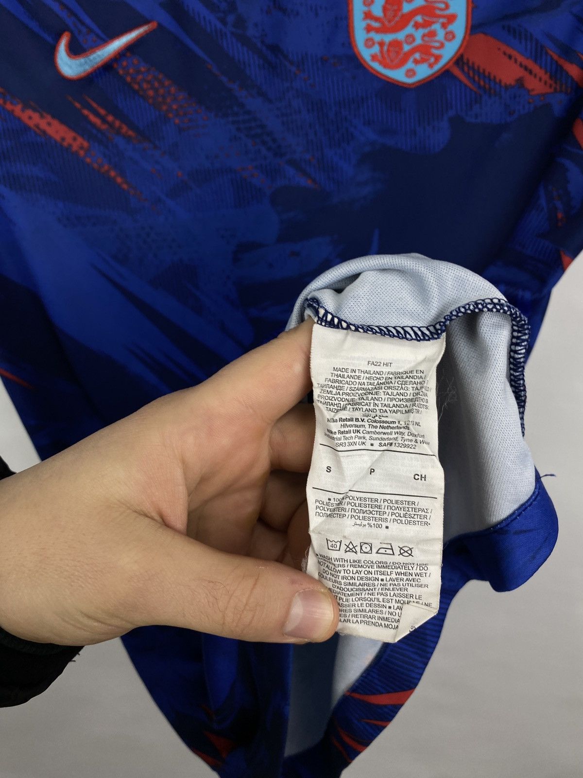 Nike 🏴󠁧󠁢󠁥󠁮󠁧󠁿 2022 Nike England Soccer Jersey Training Rare Blokecore Size US S / EU 44-46 / 1 - 7 Thumbnail