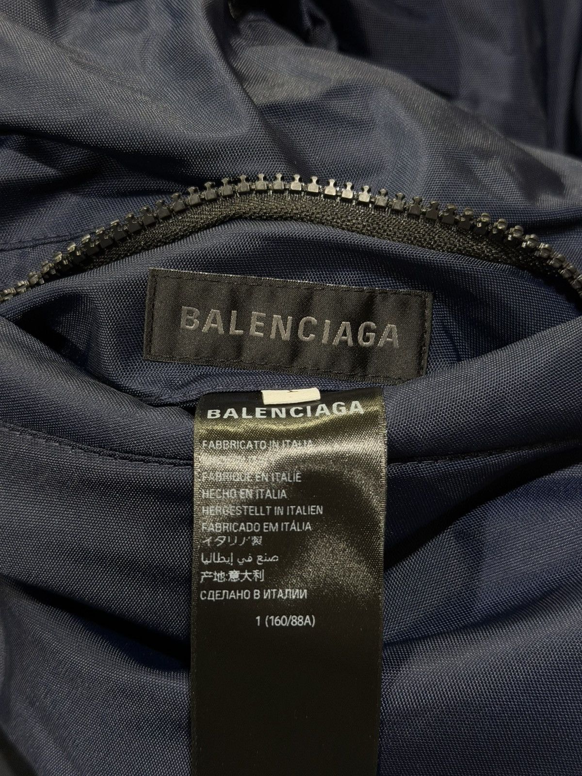 Balenciaga Balenciaga FW24 Runway Pin Reversible Down Puffer Jacket Size US S / EU 44-46 / 1 - 19 Thumbnail