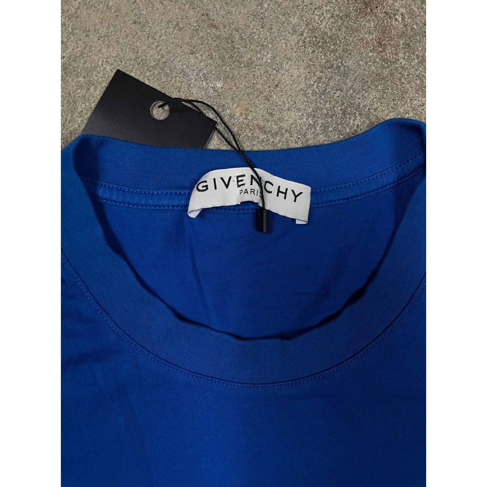 Givenchy Givenchy Paris Tee Blue Small Used Size US S / EU 44-46 / 1 - 3 Thumbnail