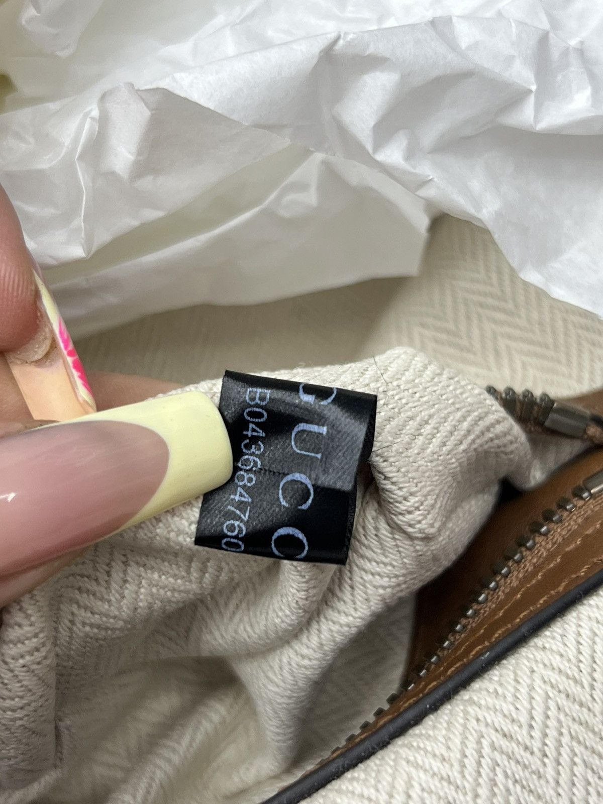 Gucci Gucci GG Emblem Medium Backpack Size ONE SIZE - 16 Thumbnail