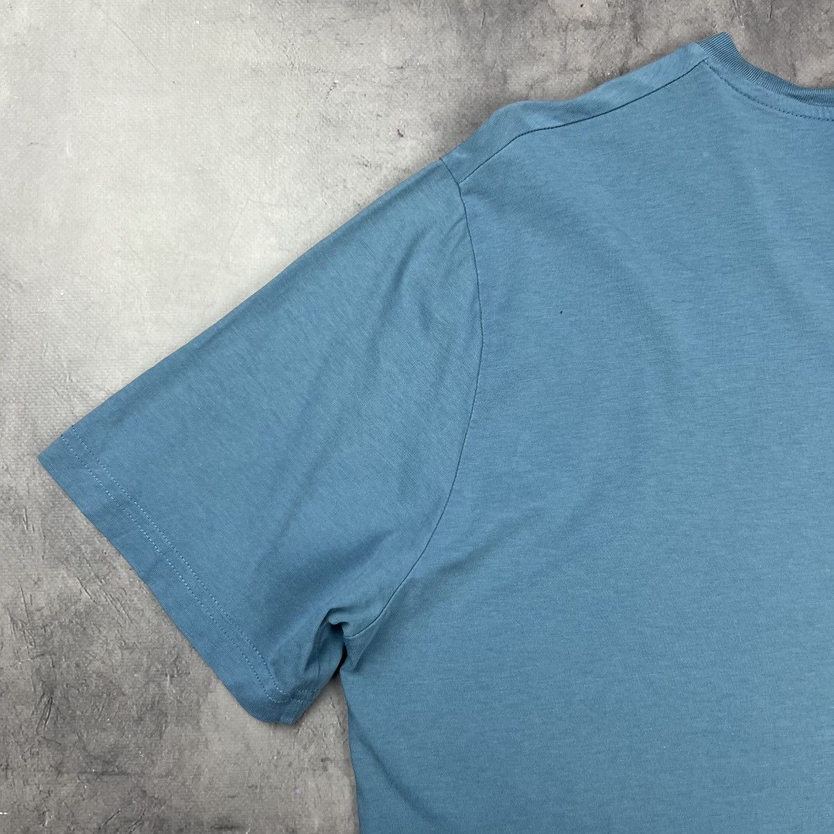 Vivienne Westwood Rare! Vivienne Westwood Luxury Tee Ord Logo Size US L / EU 52-54 / 3 - 12 Thumbnail