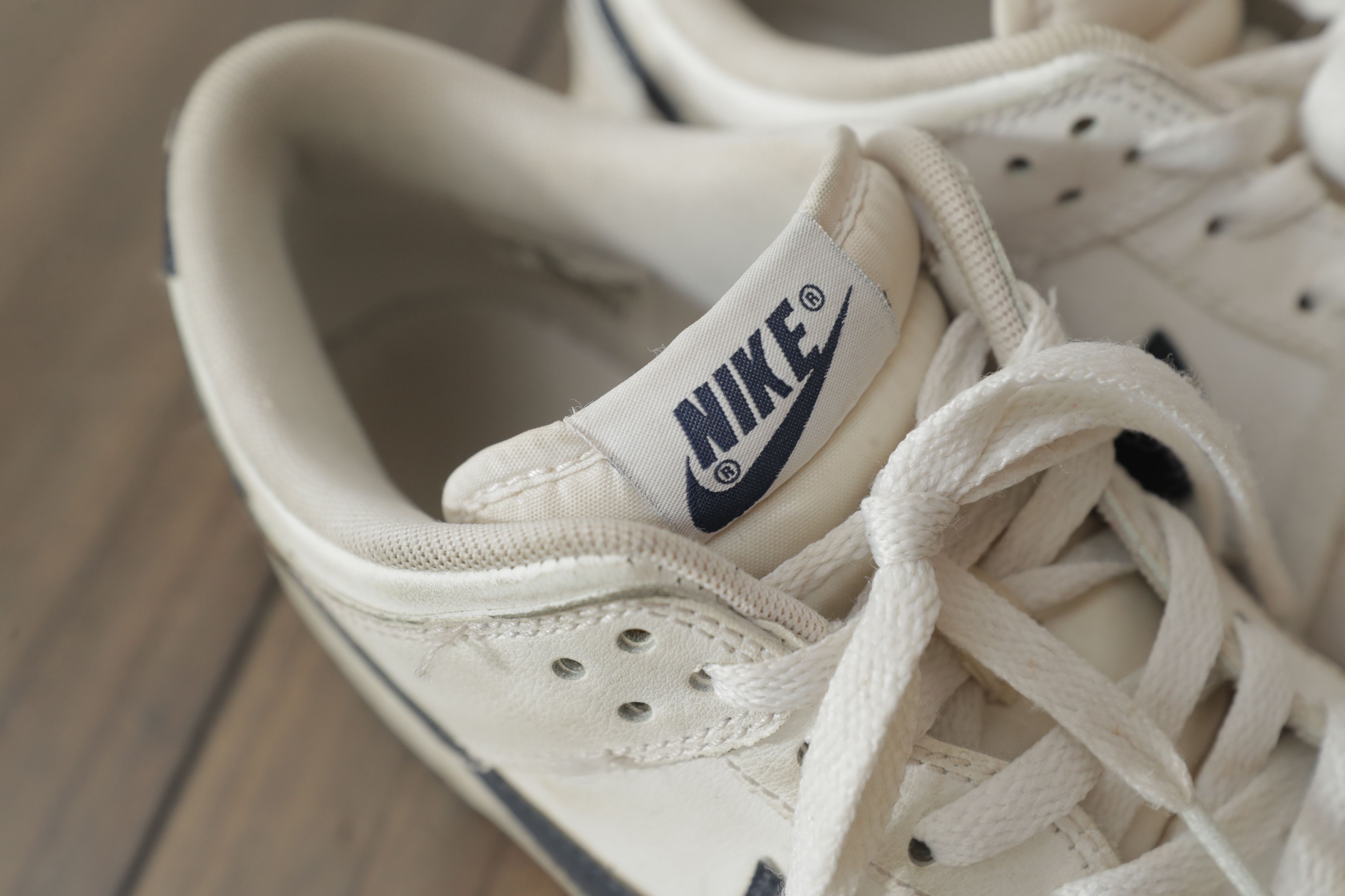 Nike Nike Dunk Low 2012 Obsidian Navy White Rare Vintage (8.5) Size US 8.5 / EU 41-42 - 9 Thumbnail
