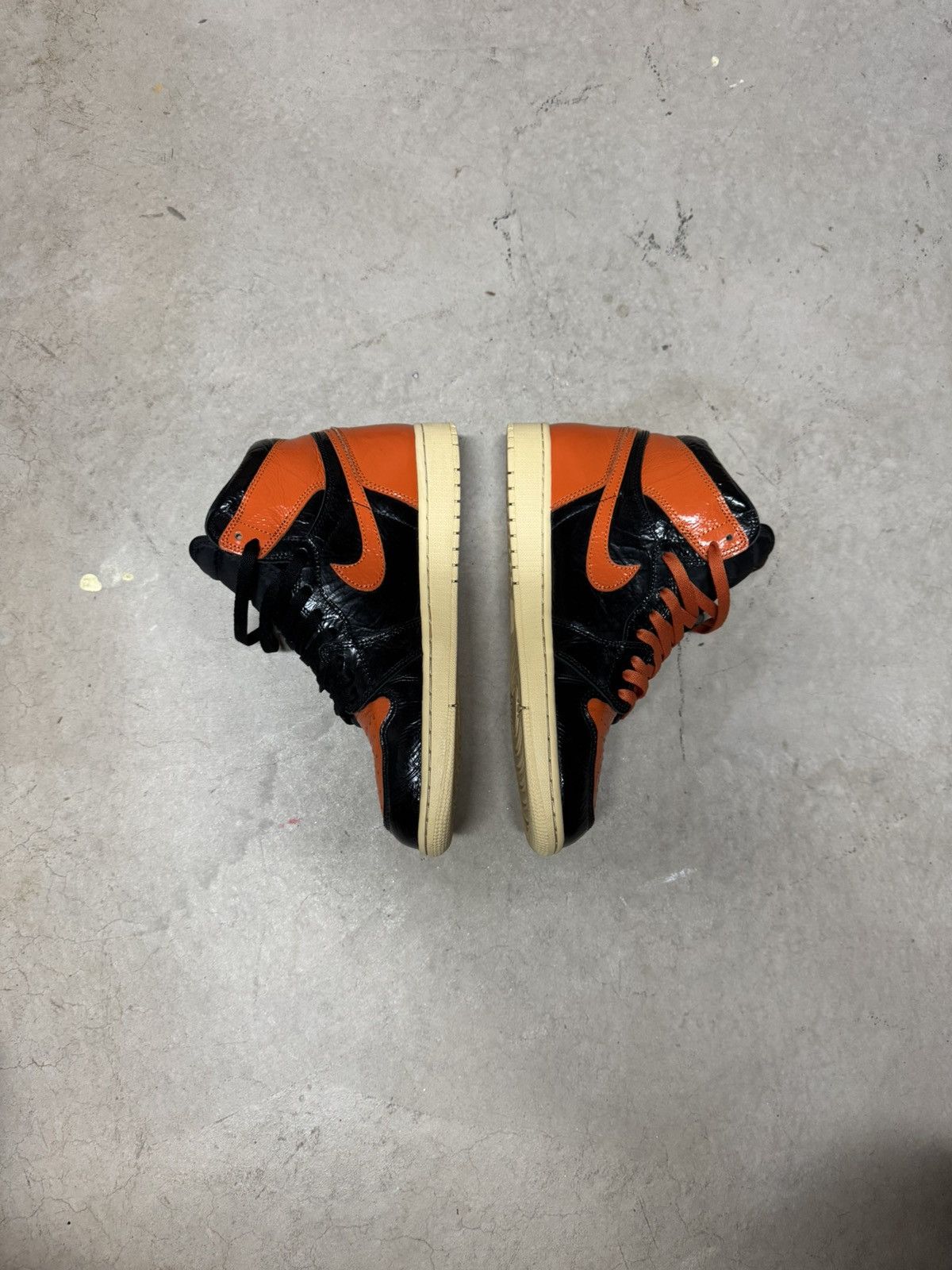 Jordan Brand × Nike Air Jordan 1 Retro High OG 'Shattered Backboard 3.0' Size US 9.5 / EU 42-43 - 4 Thumbnail