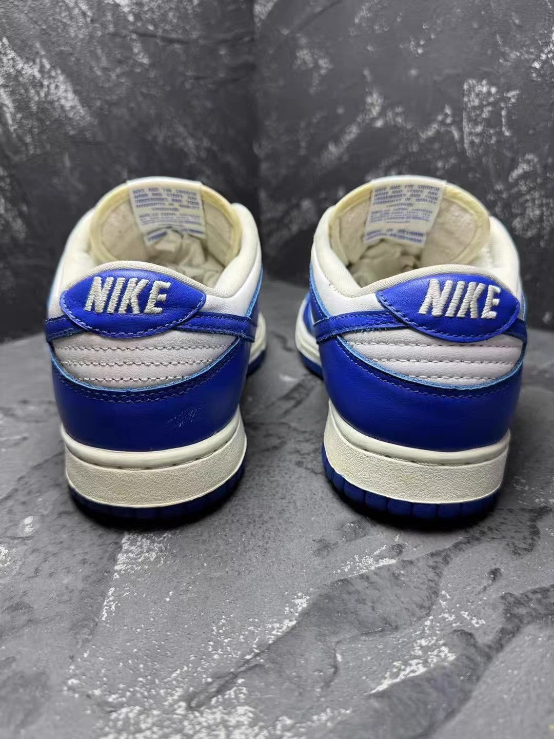 Nike Nike Dunk Kentucky White & Blue Q10 Size US 7.5 / EU 40-41 - 6 Thumbnail
