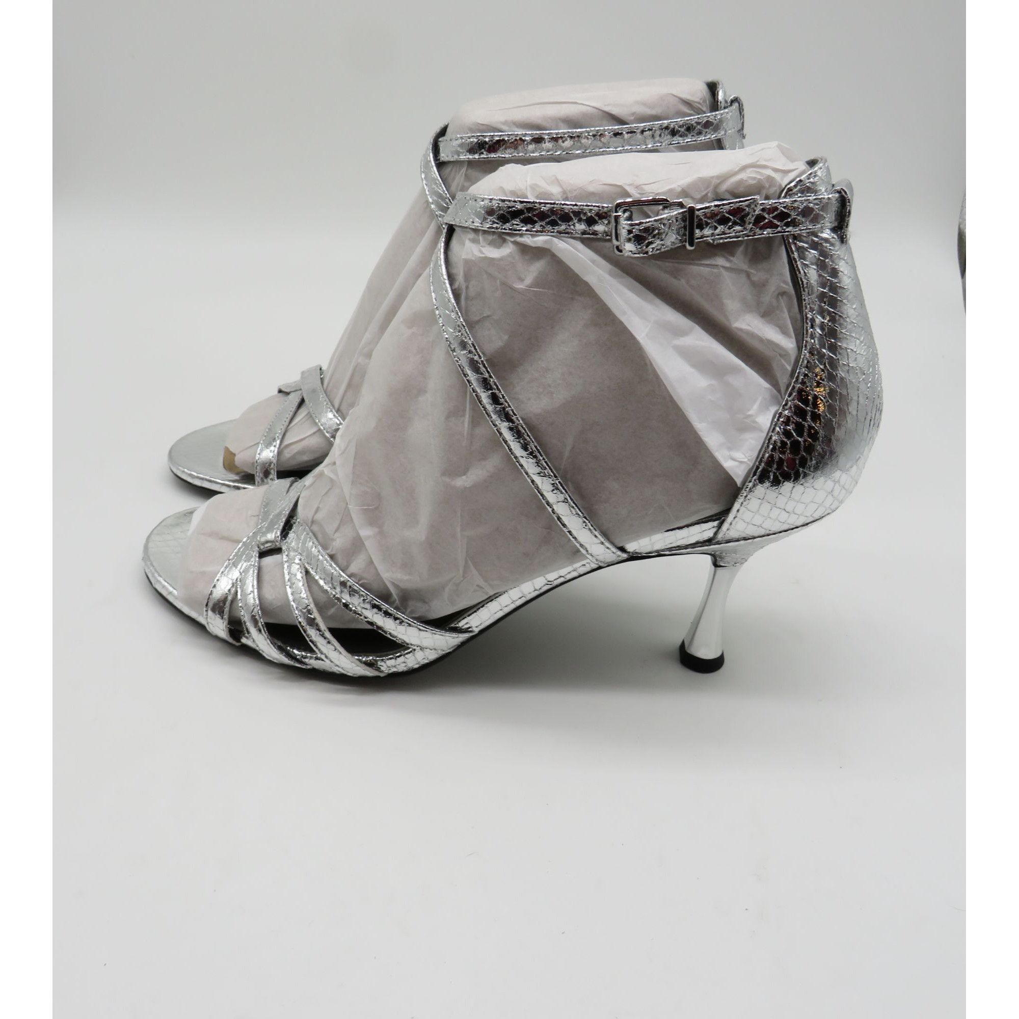 Franco Sarto Franco Sarto Women's Silver Strappy Size 9 Heeled Sandals Sn Size US 9 / IT 39 - 3 Thumbnail