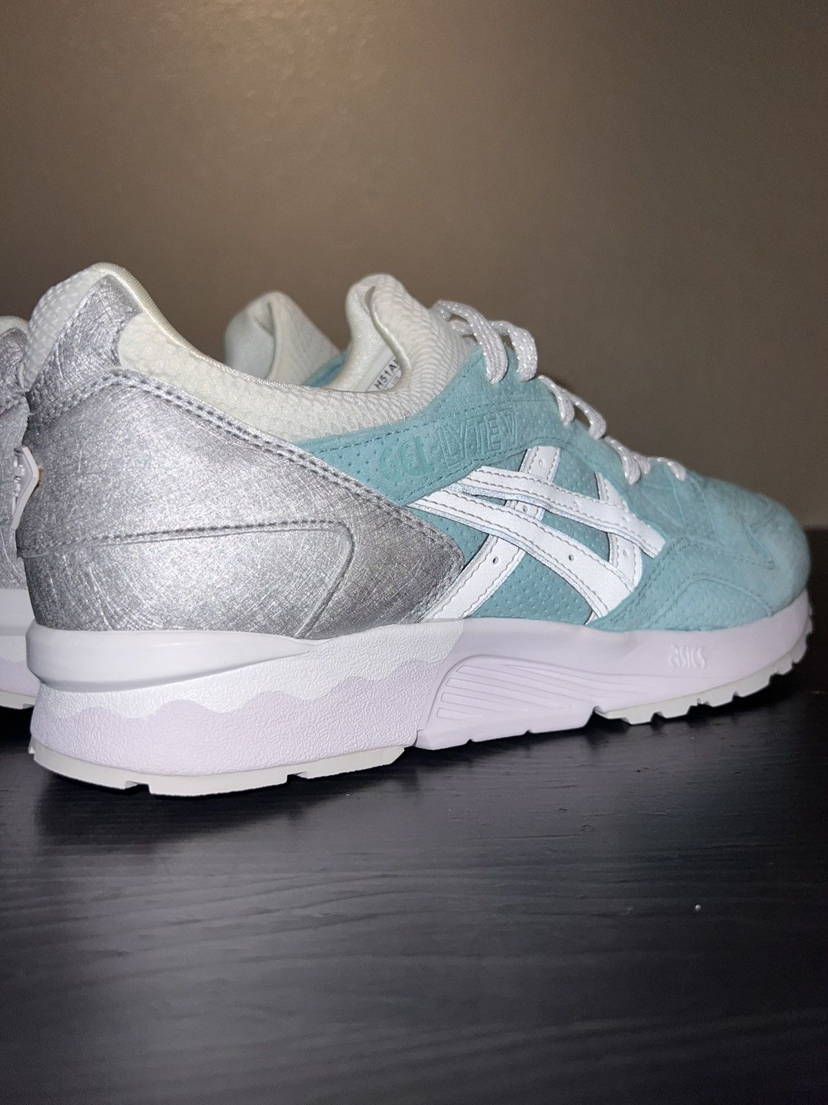 Asics × Diamond Supply Co. × Ronnie Fieg Asics Gel-Lyte V x Diamond Supply x Kith x Ronnie Fieg 9.5 Size US 9.5 / EU 42-43 - 13 Thumbnail