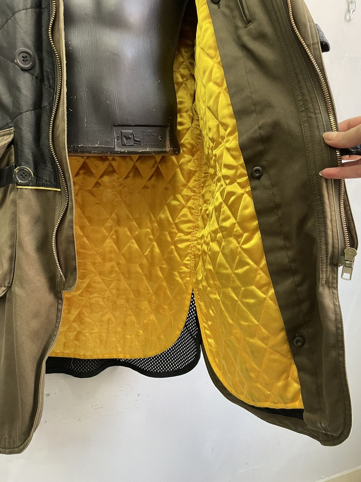 Issey Miyake Issey Miyake Green Multi-Pocket Long Coat Size M Size US M / EU 48-50 / 2 - 10 Thumbnail