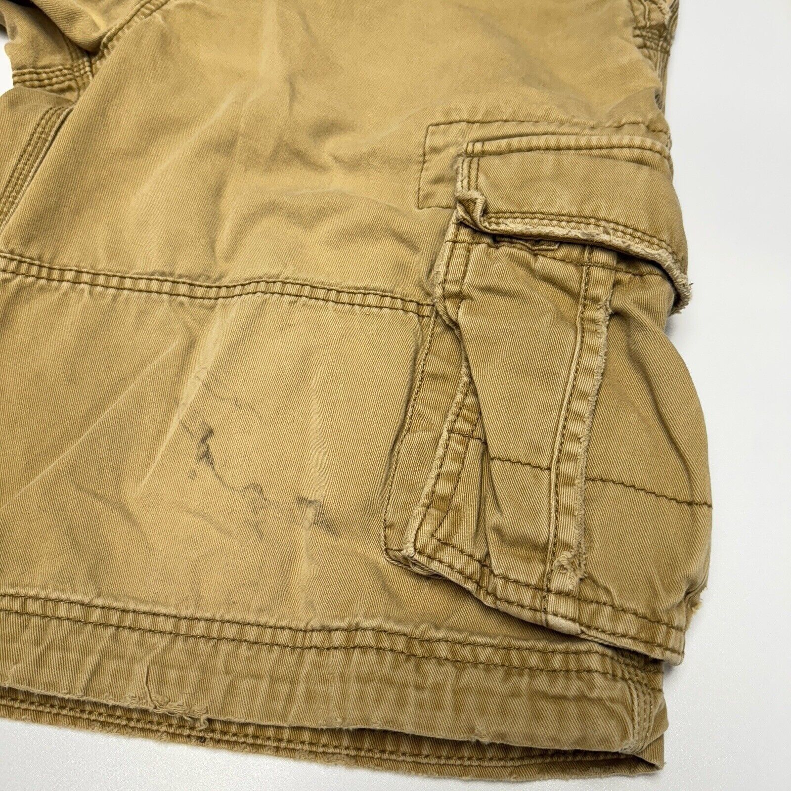 Aeropostale Vintage Aeropostale Cargo Utility Shorts Mens 31 Brown Tan P Size US 31 - 5 Thumbnail