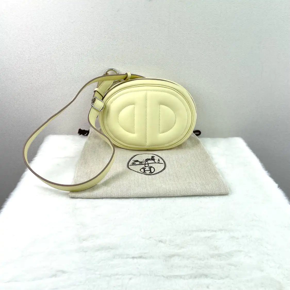 Hermes Hermes In-The-Loop yellow Swift cowhide leather embossed Roulis crossbody bag si Size ONE SIZE - 1 Thumbnail