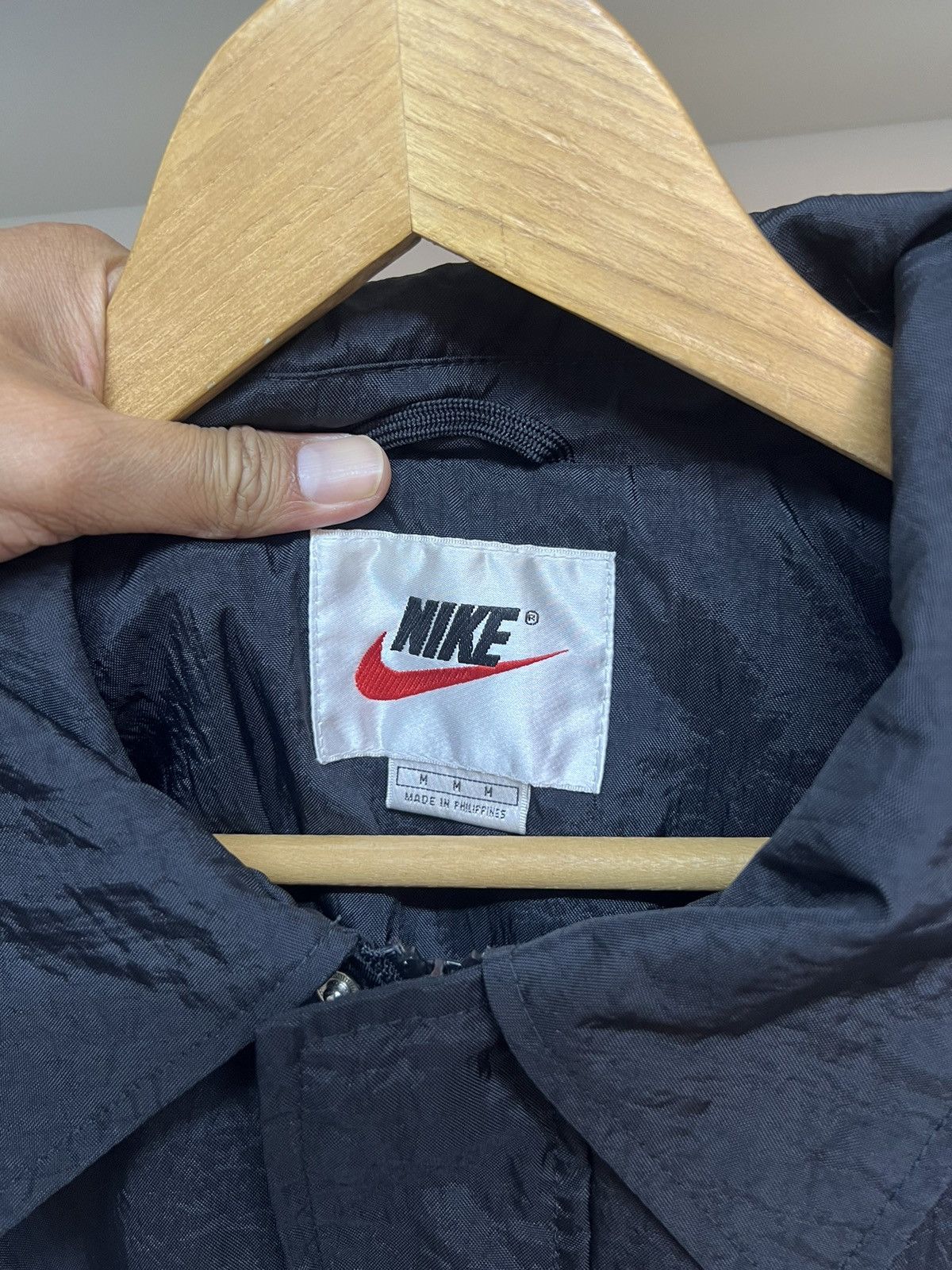 Nike Vintage NIKE BLOCK Swoosh Logo Windbreaker Size US M / EU 48-50 / 2 - 9 Thumbnail